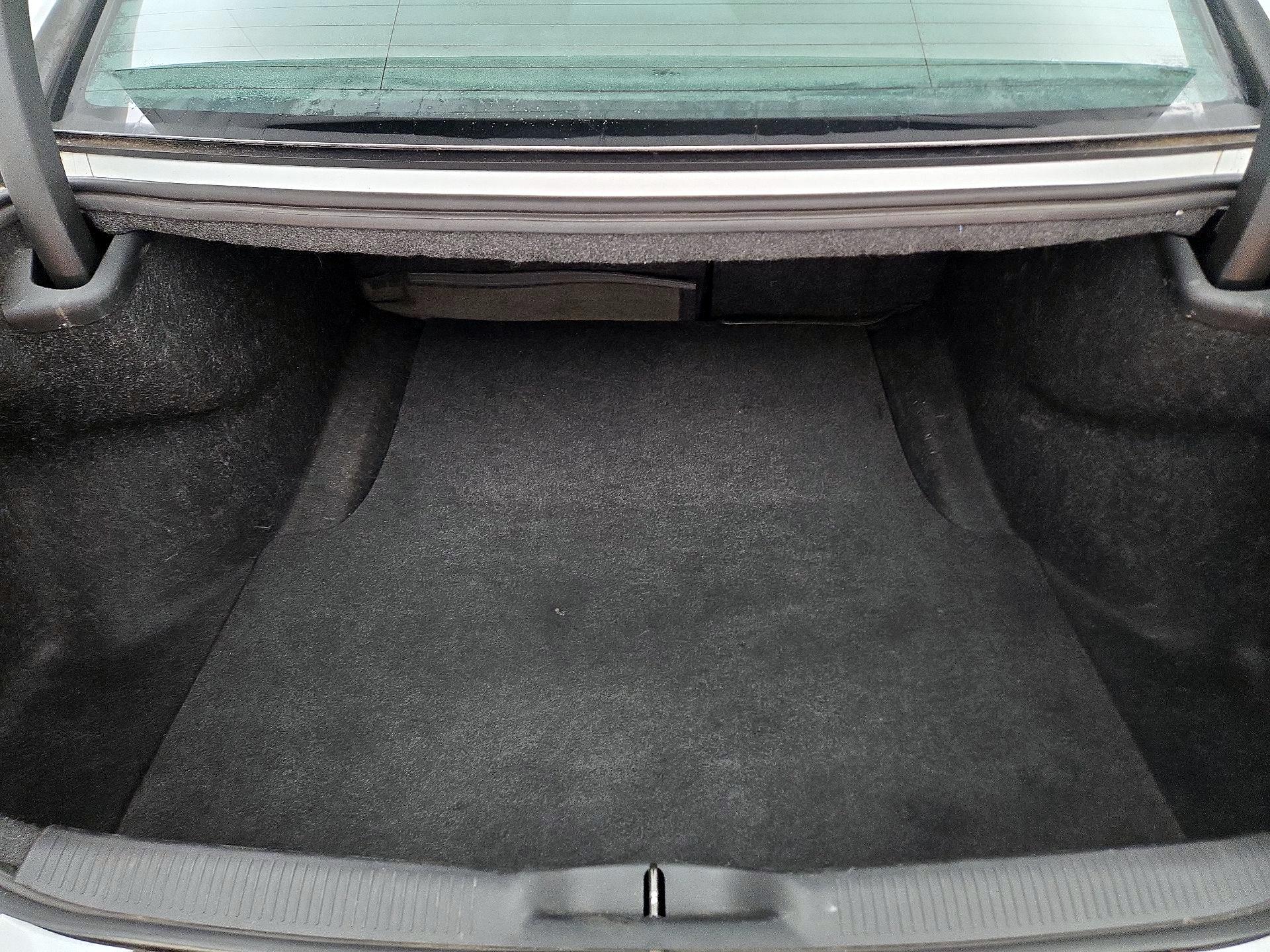 Thumbnail: 2016 Dodge Charger - 19