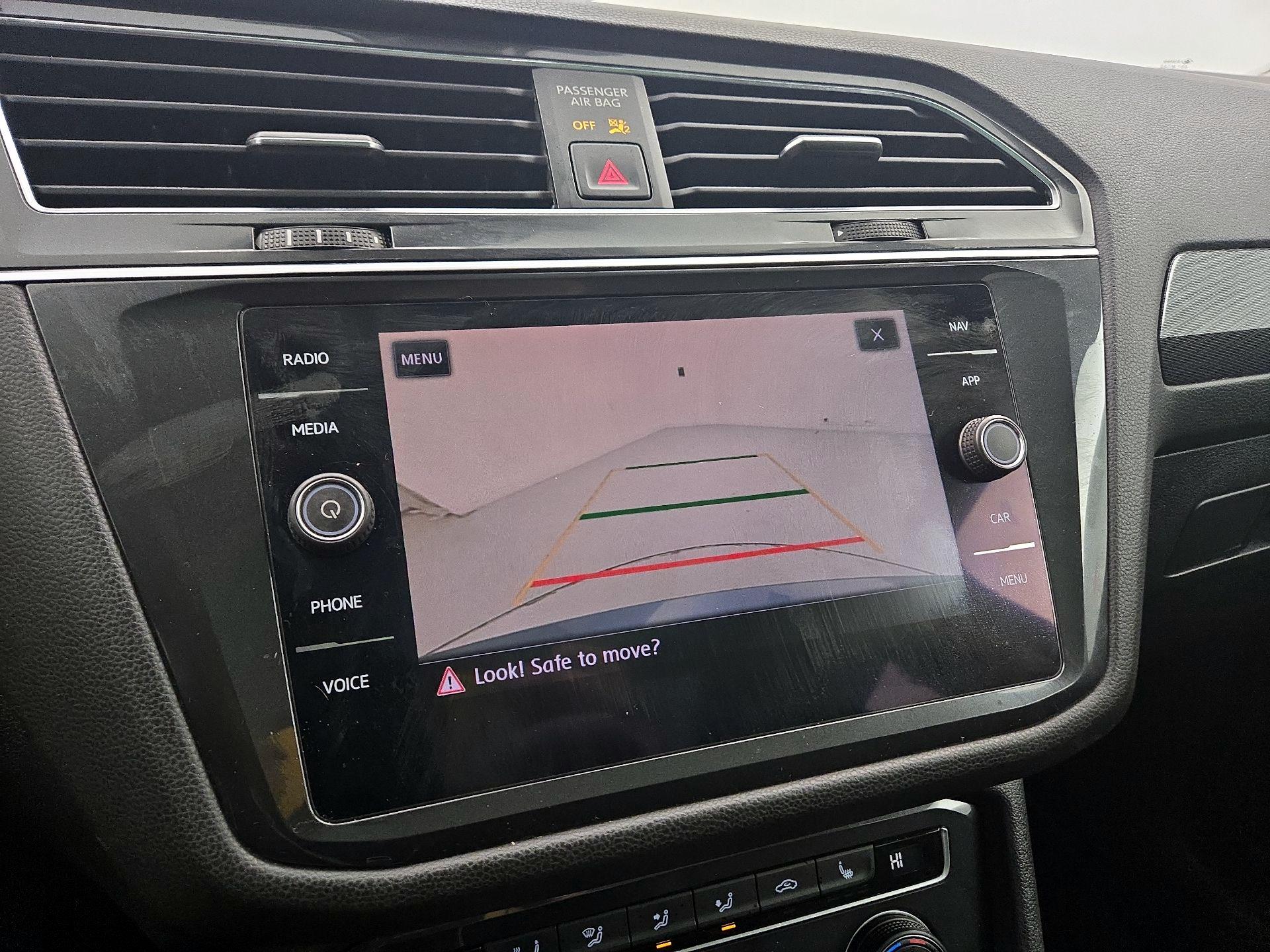 Thumbnail: 2019 Volkswagen Tiguan - 15