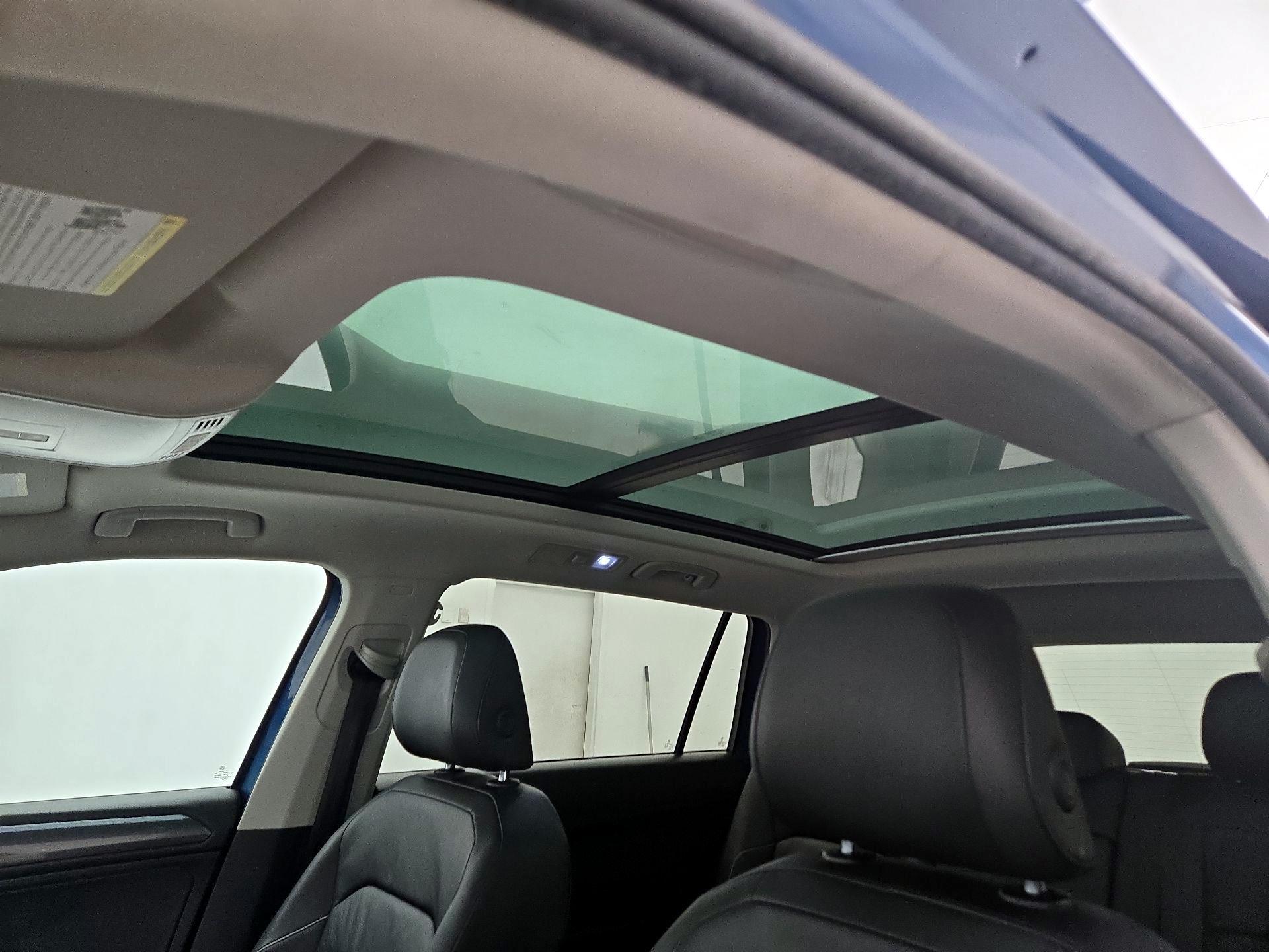 Thumbnail: 2019 Volkswagen Tiguan - 20