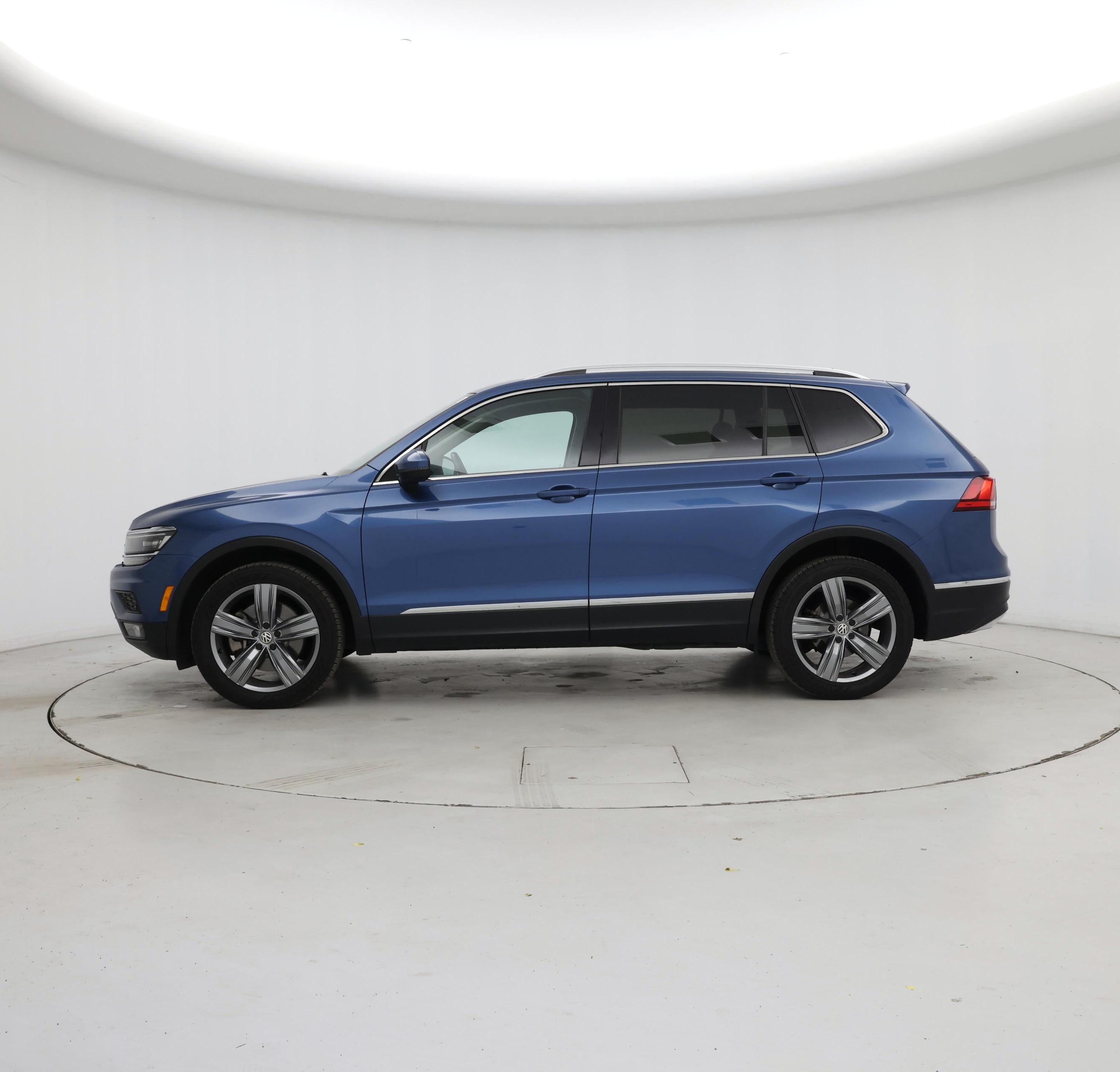 Thumbnail: 2019 Volkswagen Tiguan - 3