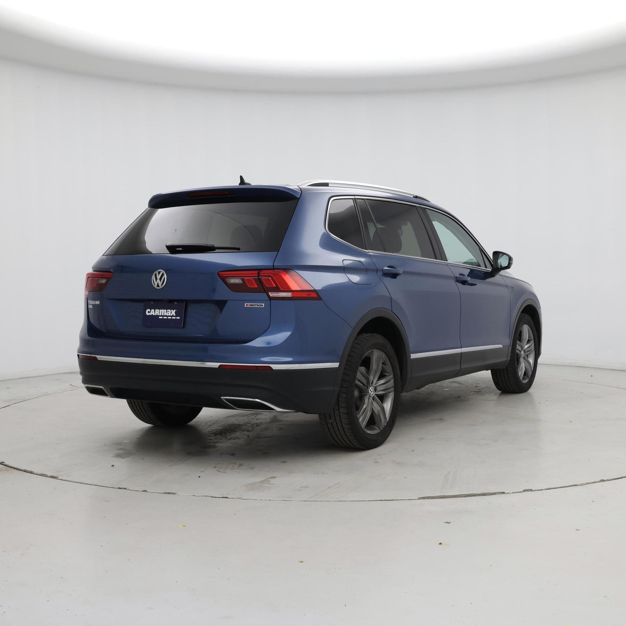 Thumbnail: 2019 Volkswagen Tiguan - 8