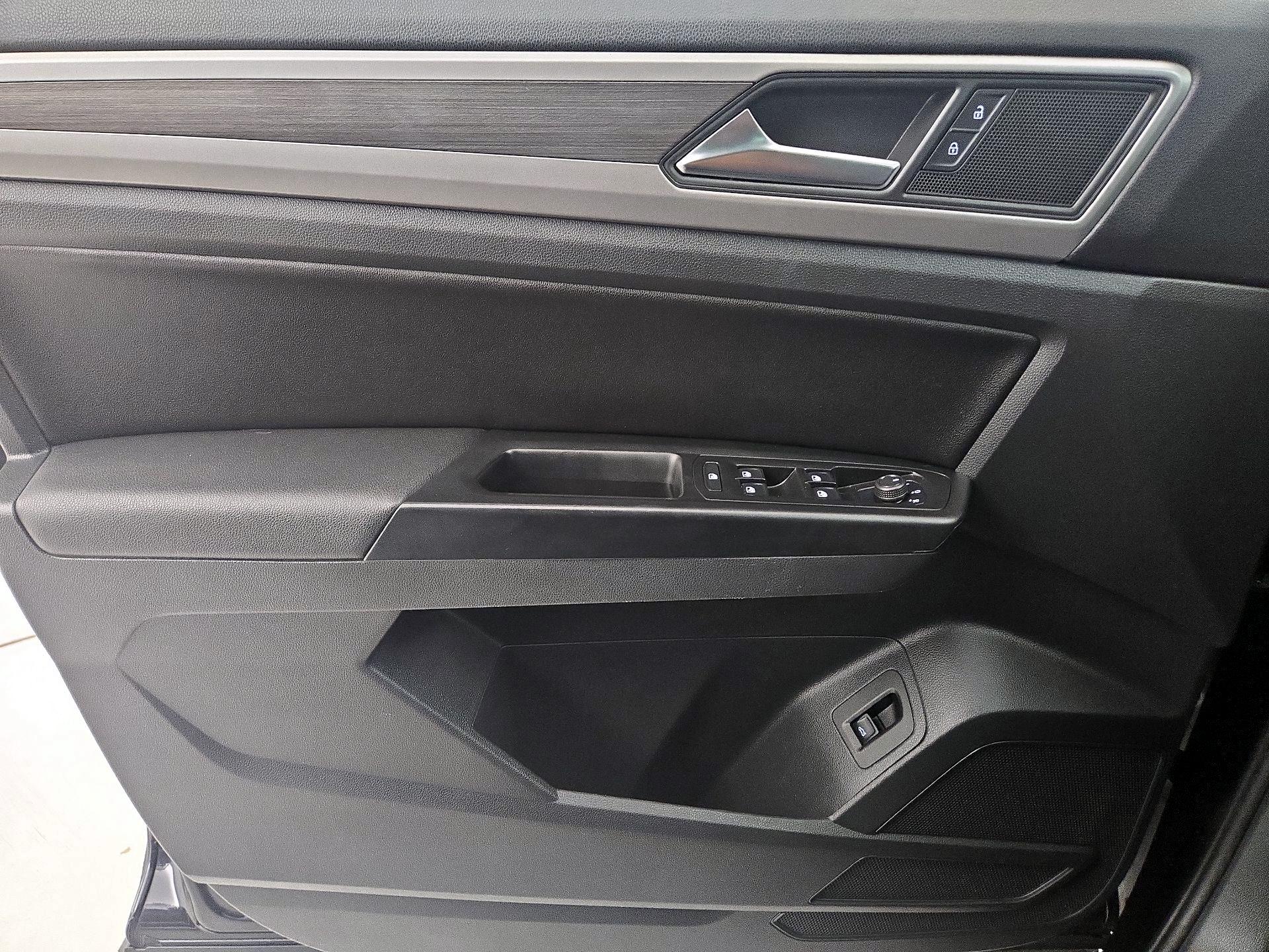 Thumbnail: 2021 Volkswagen Atlas - 12