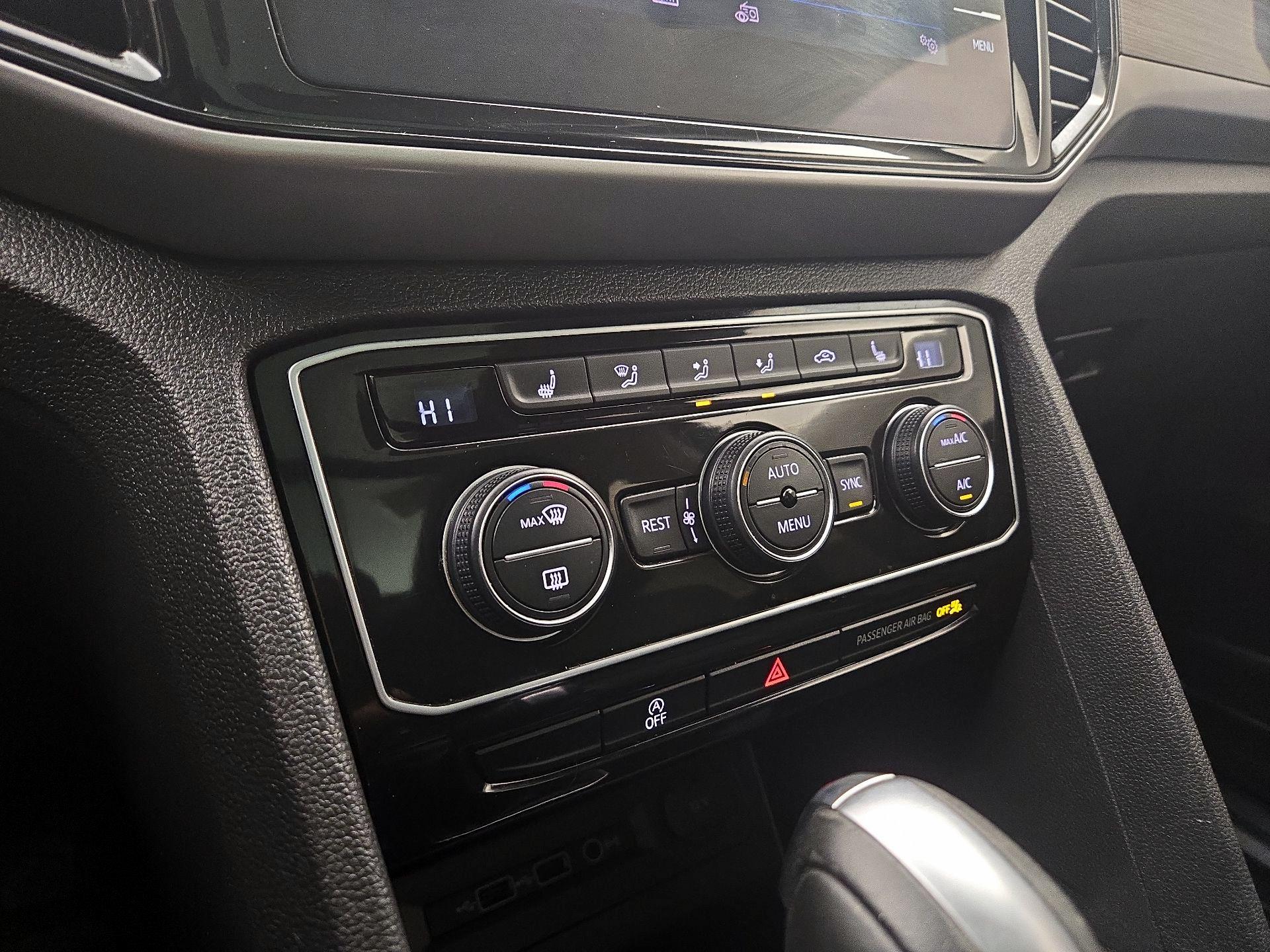 Thumbnail: 2021 Volkswagen Atlas - 16