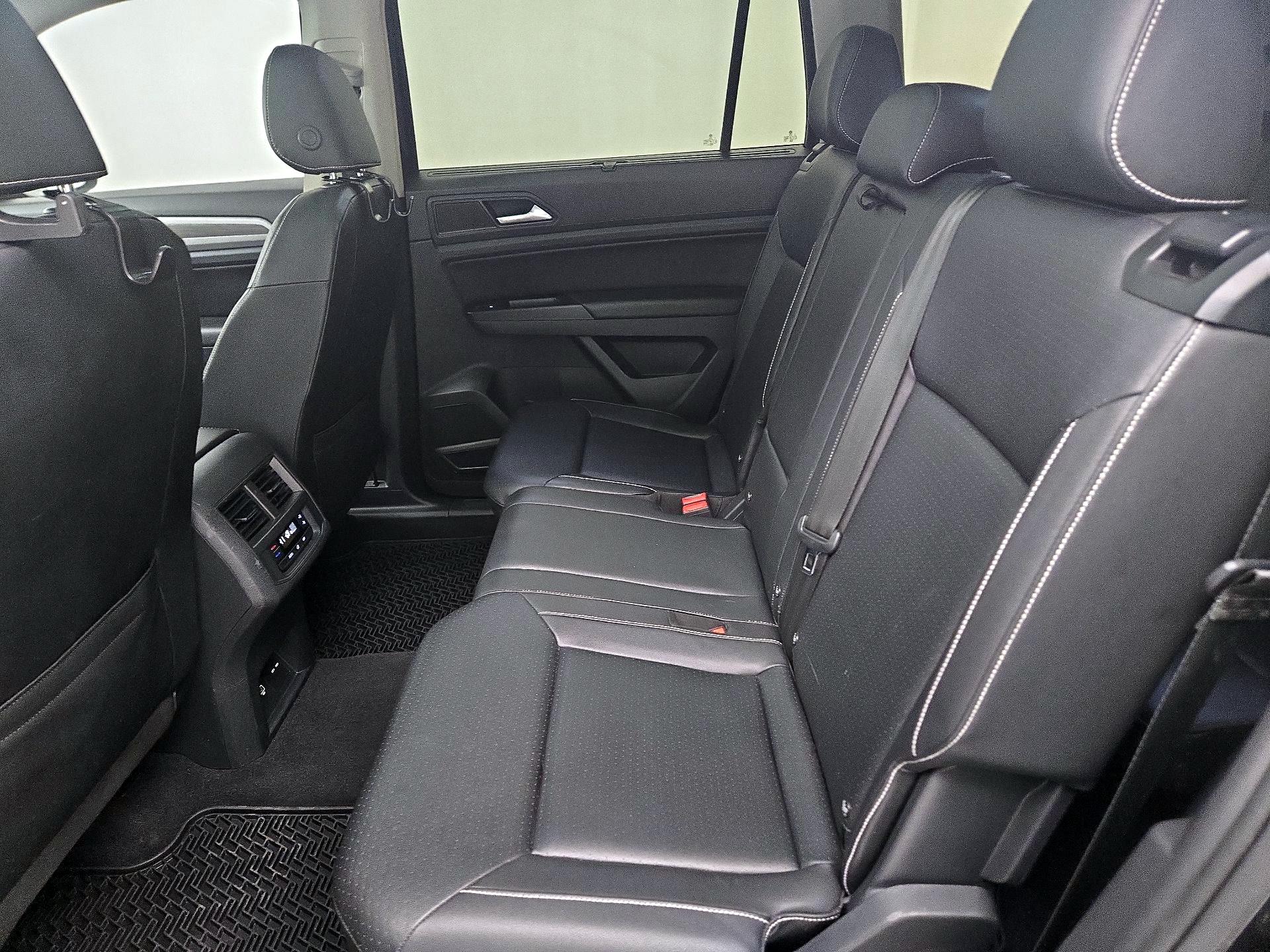 Thumbnail: 2021 Volkswagen Atlas - 20