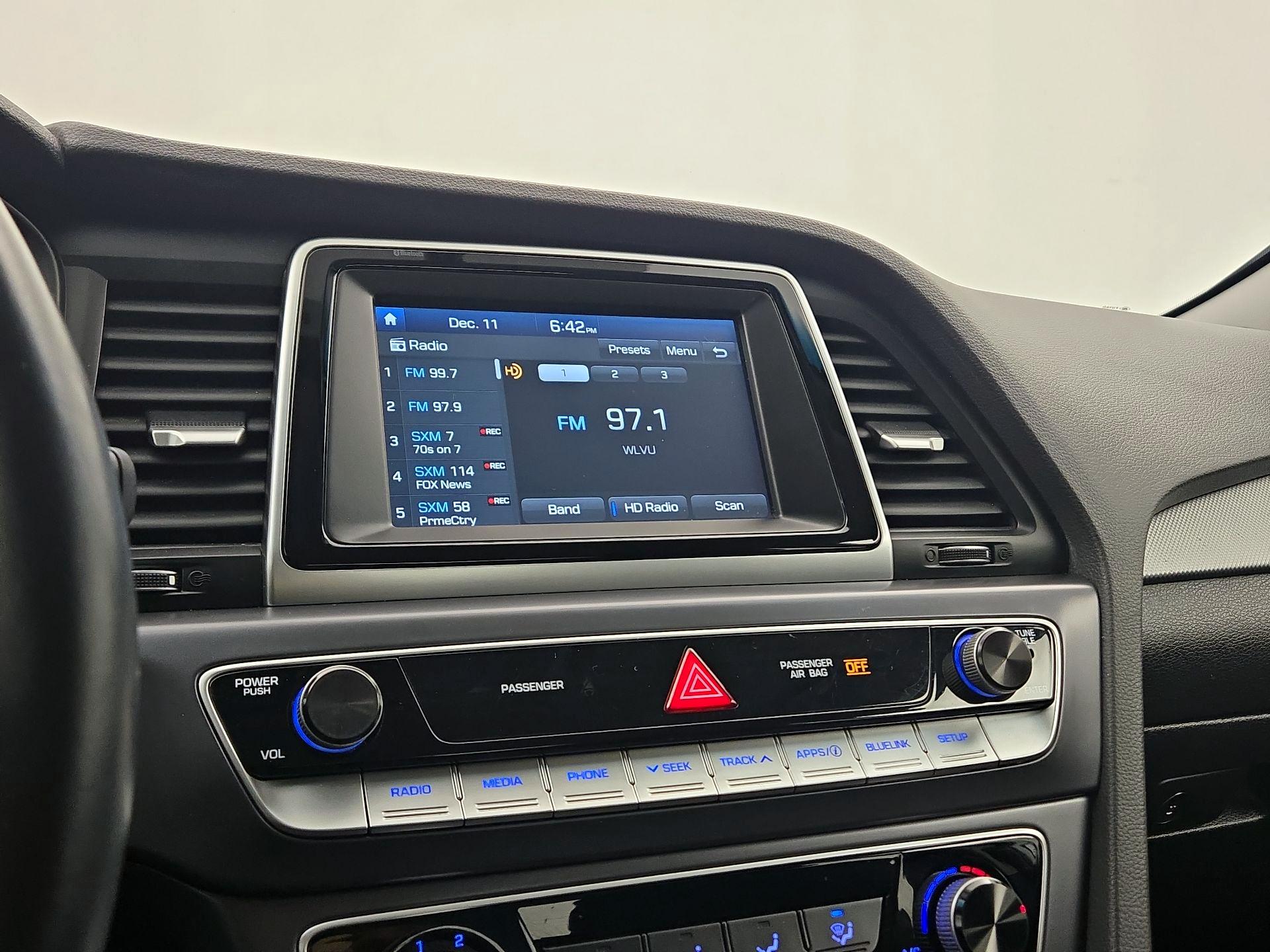 Thumbnail: 2018 Hyundai Sonata - 15