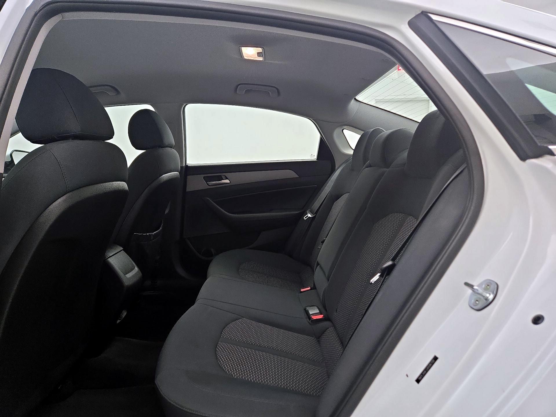 Thumbnail: 2018 Hyundai Sonata - 19