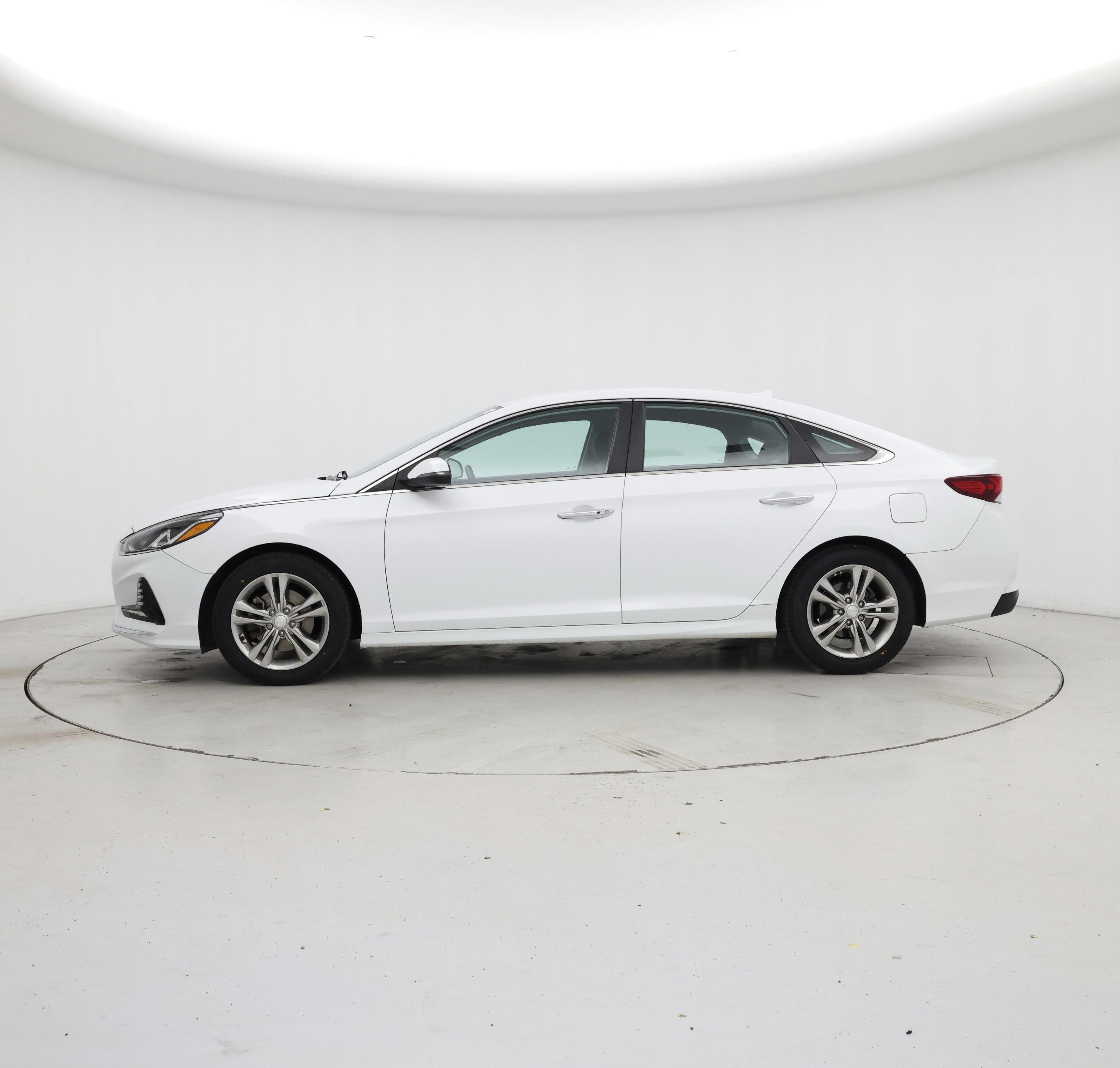 Thumbnail: 2018 Hyundai Sonata - 3