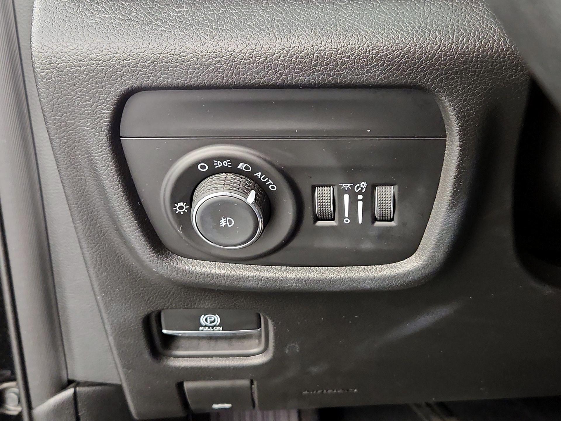 Thumbnail: 2022 Jeep Grand Cherokee L - 13