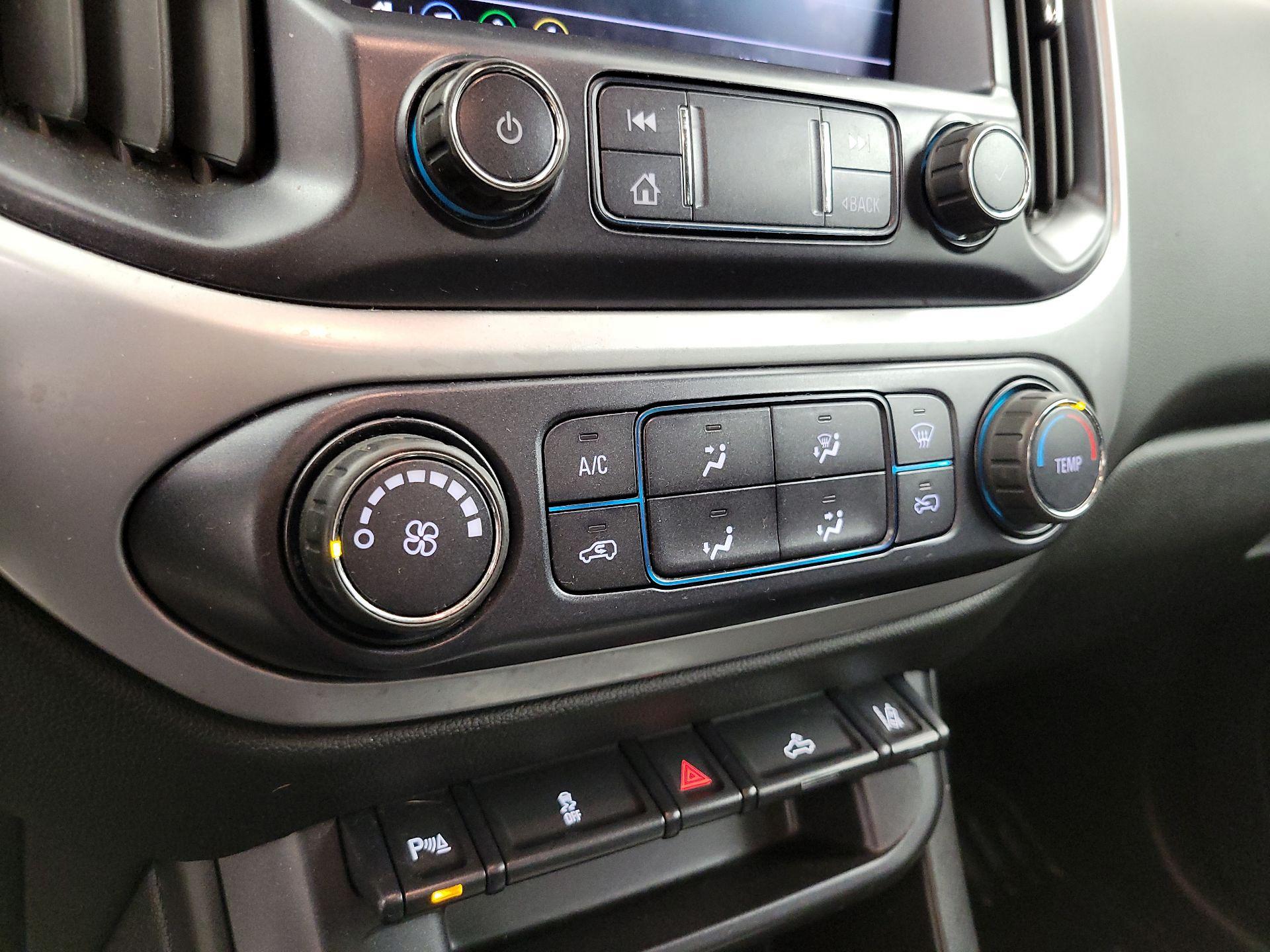 Thumbnail: 2021 Chevrolet Colorado - 16