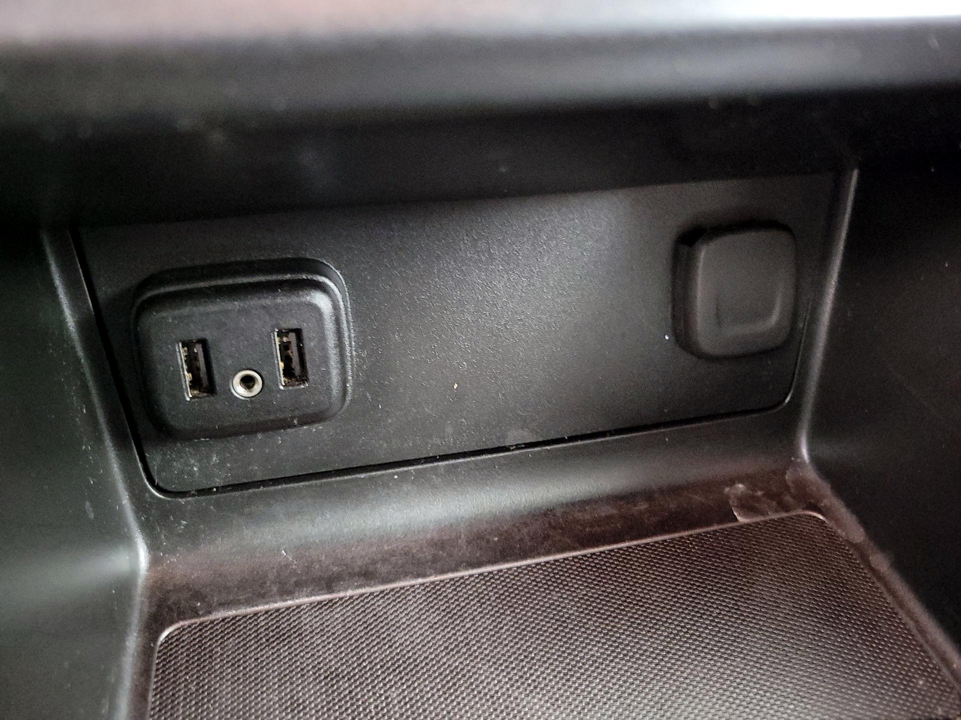 Thumbnail: 2021 Chevrolet Colorado - 18