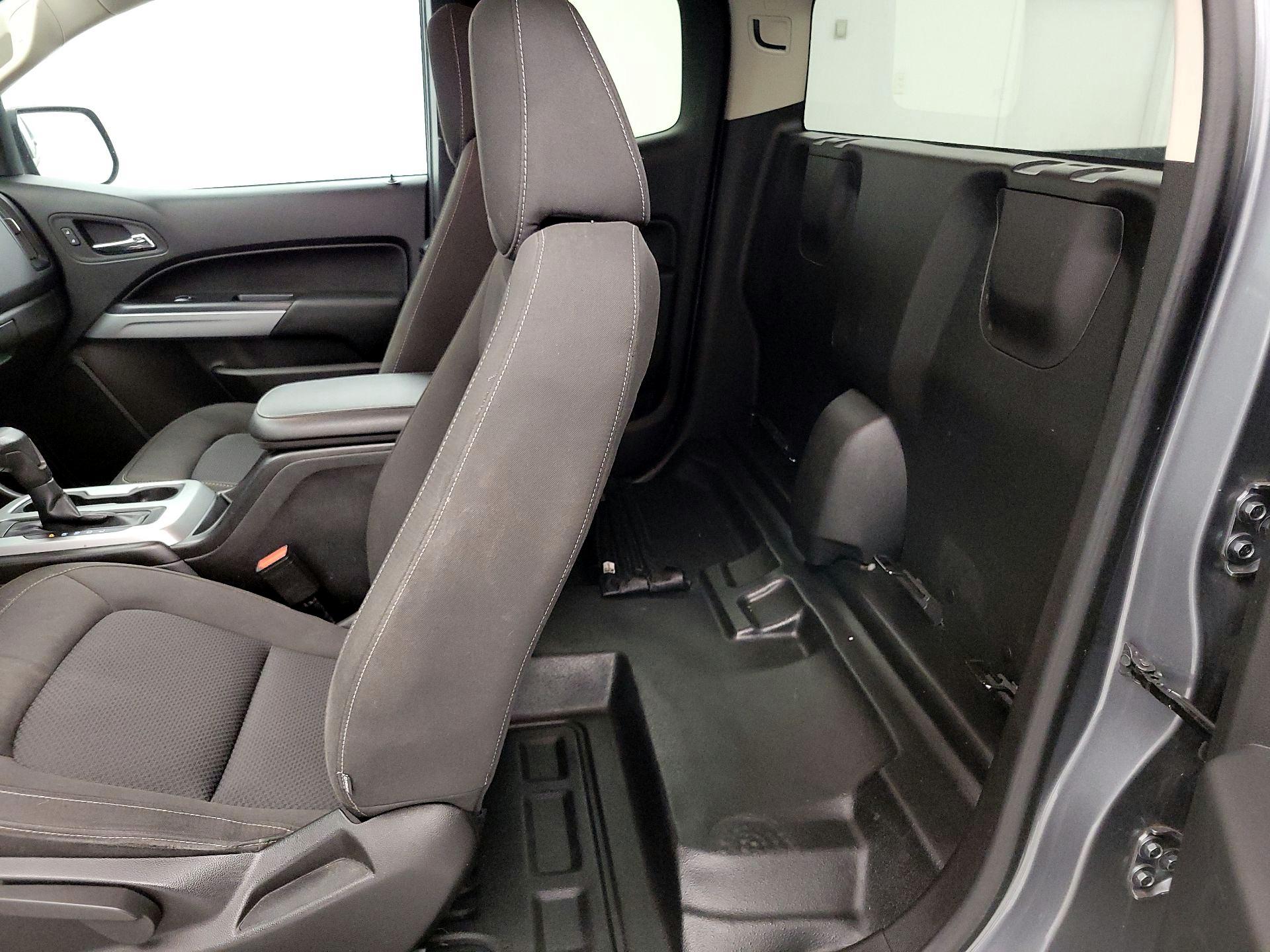 Thumbnail: 2021 Chevrolet Colorado - 19