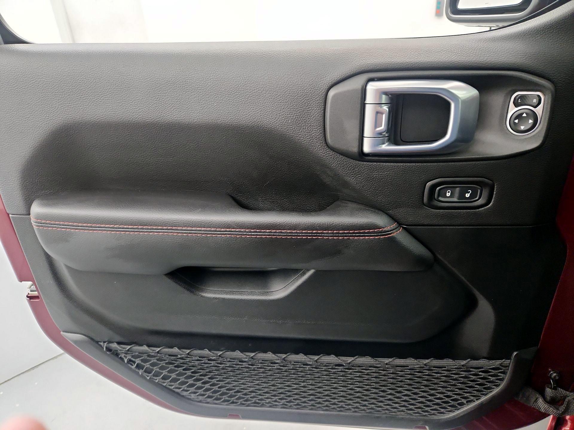 Thumbnail: 2021 Jeep Wrangler - 12