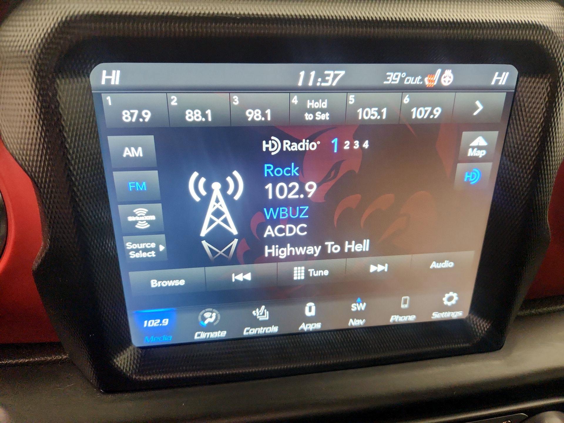 Thumbnail: 2021 Jeep Wrangler - 16