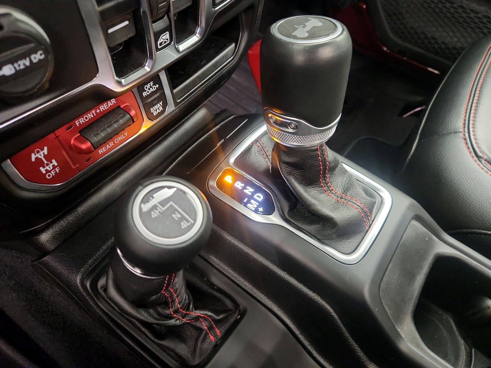 Thumbnail: 2021 Jeep Wrangler - 18