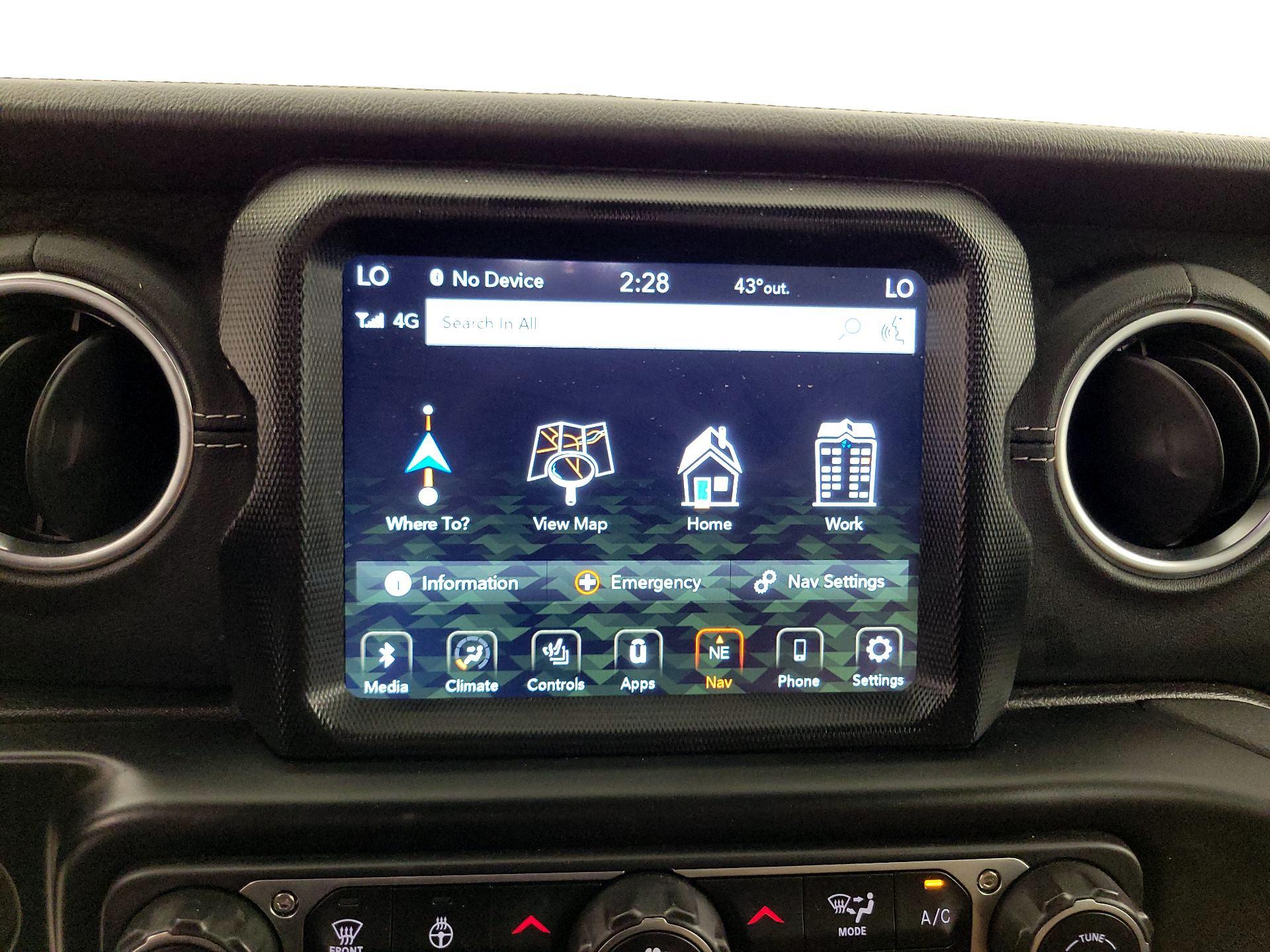 Thumbnail: 2022 Jeep Wrangler - 14