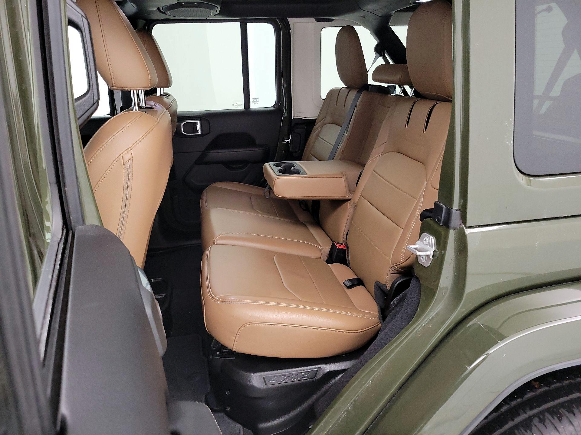 Thumbnail: 2022 Jeep Wrangler - 20