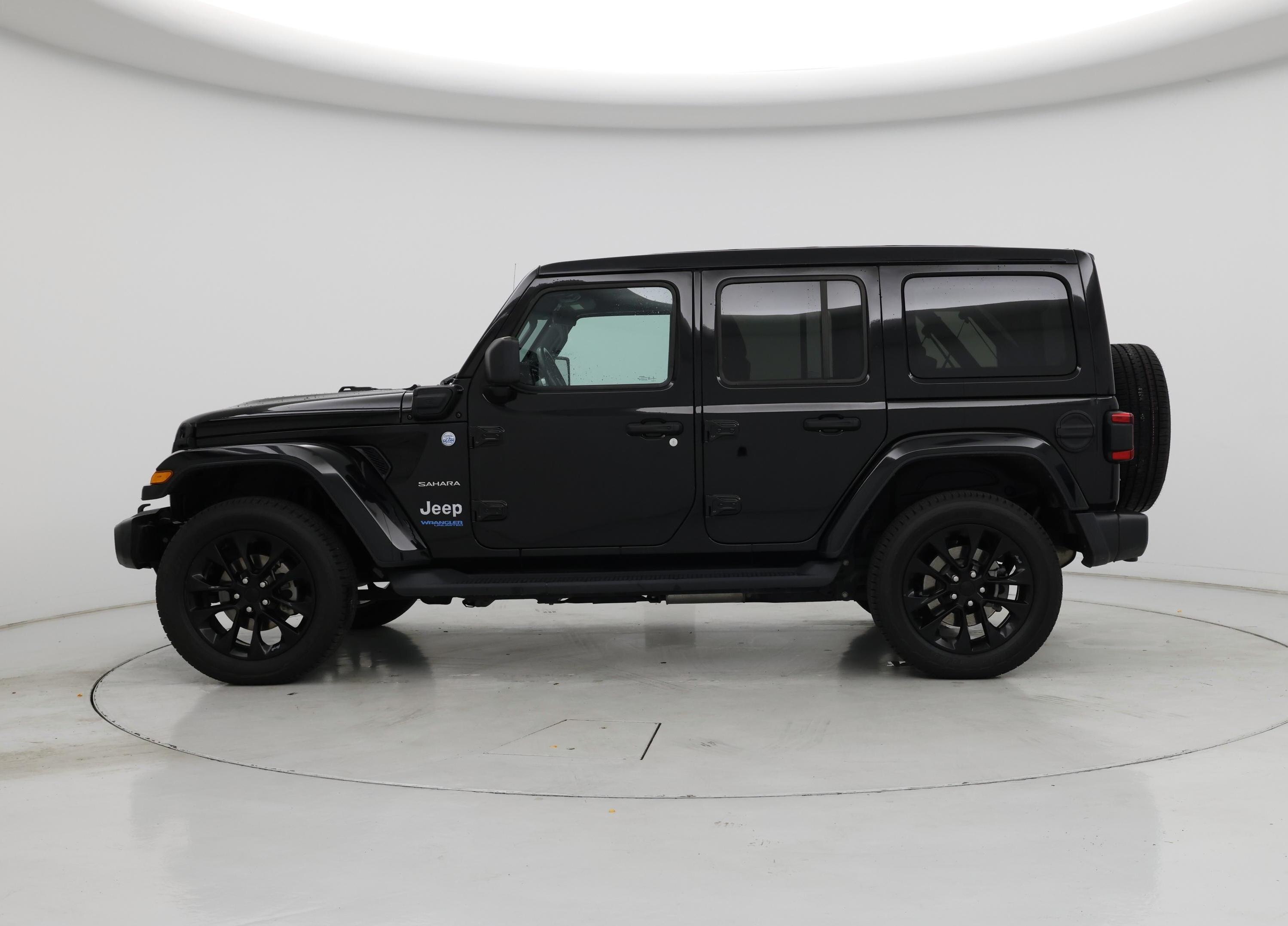 Thumbnail: 2021 Jeep Wrangler - 3