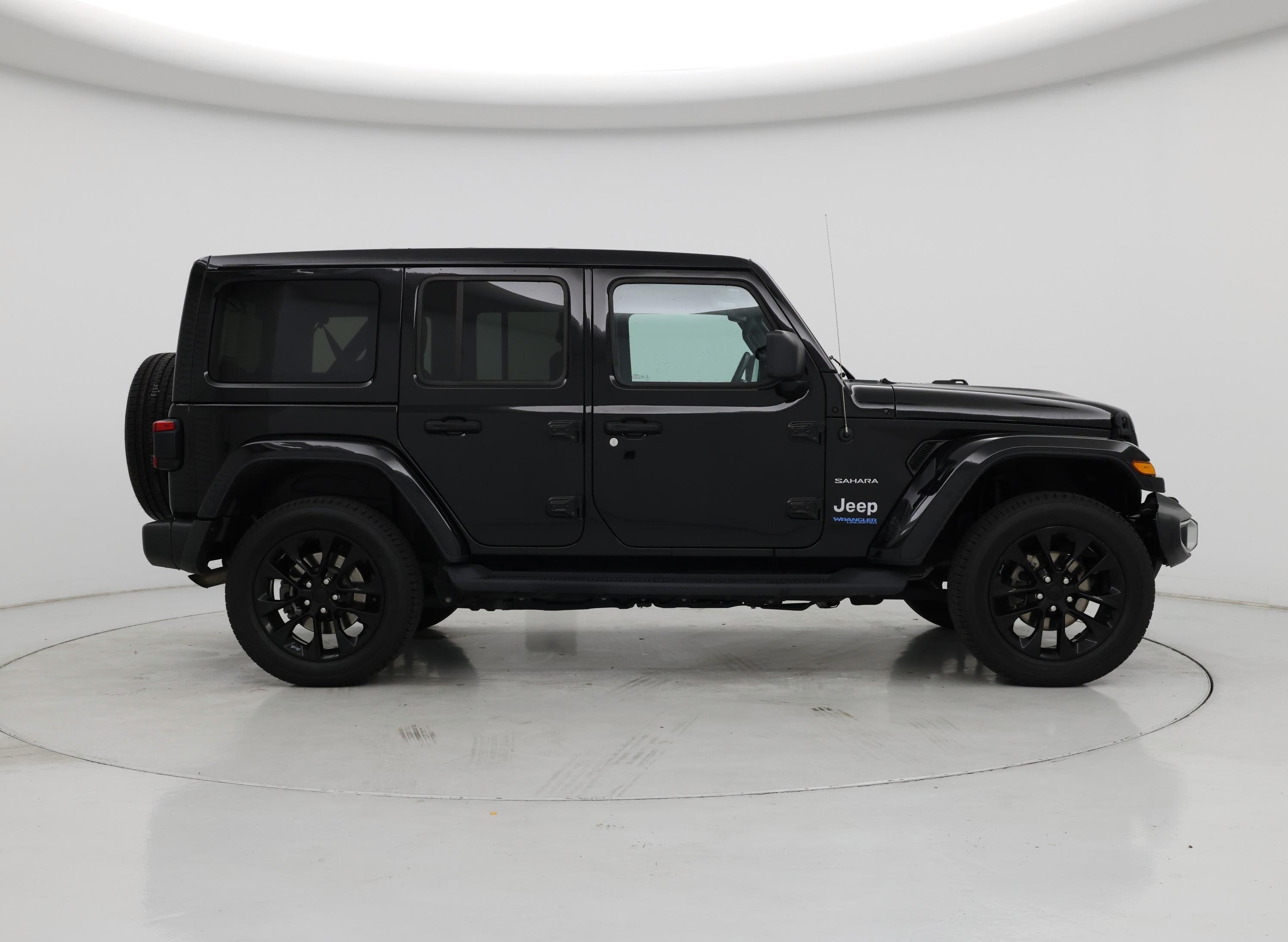 Thumbnail: 2021 Jeep Wrangler - 7