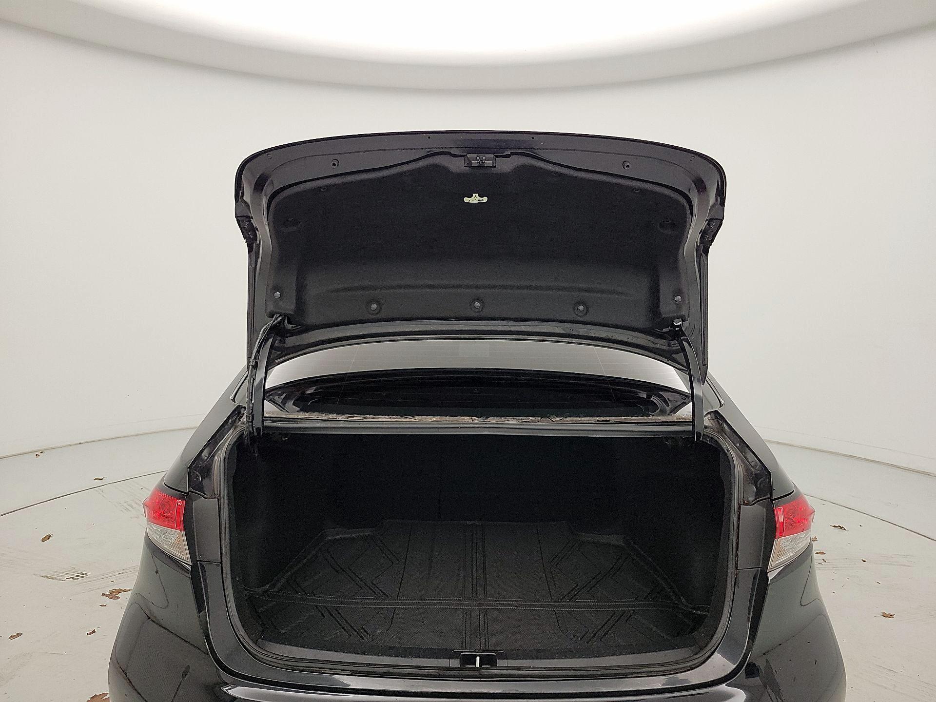 Thumbnail: 2023 Toyota Corolla - 20