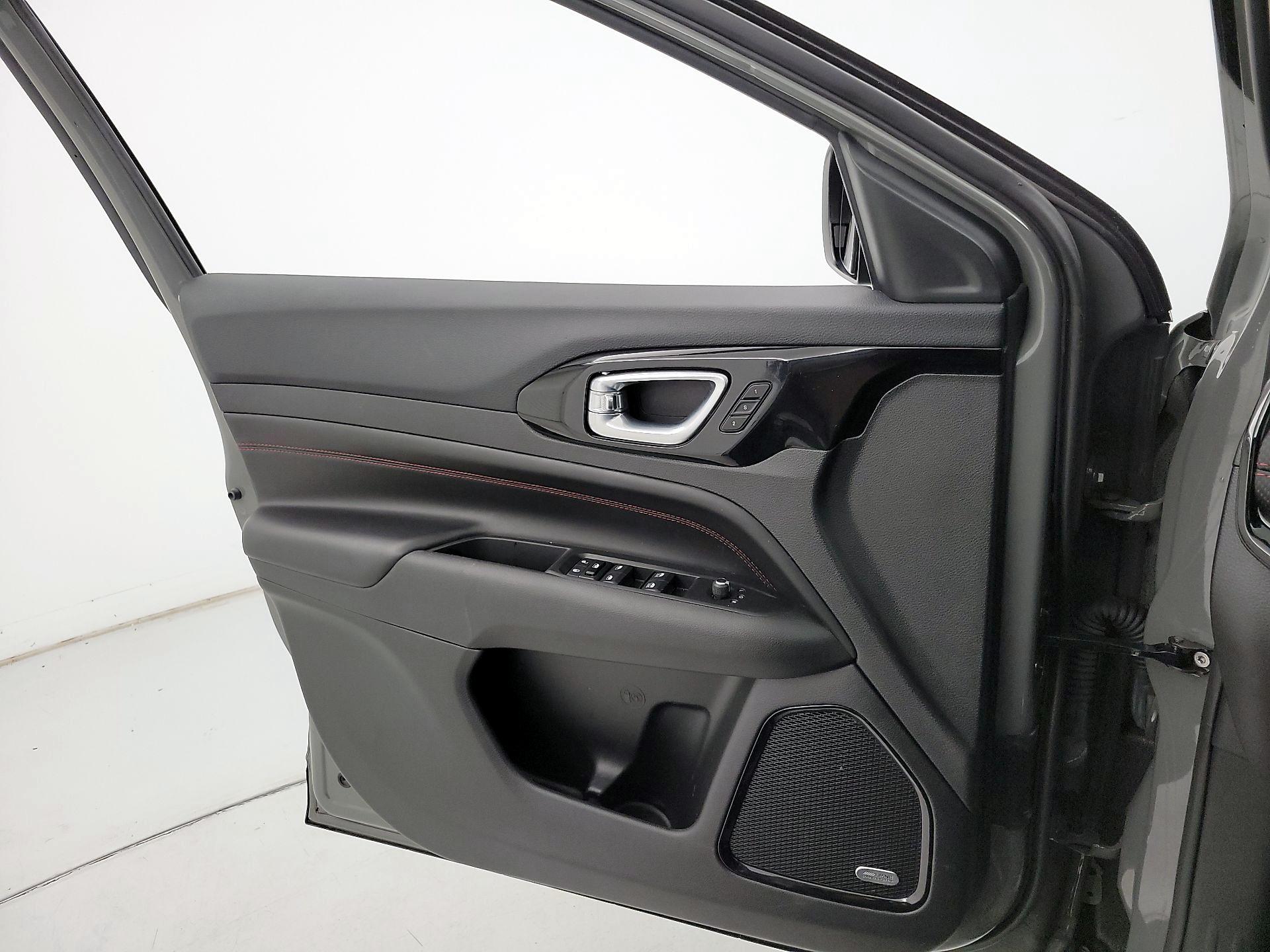 Thumbnail: 2022 Jeep Compass - 12