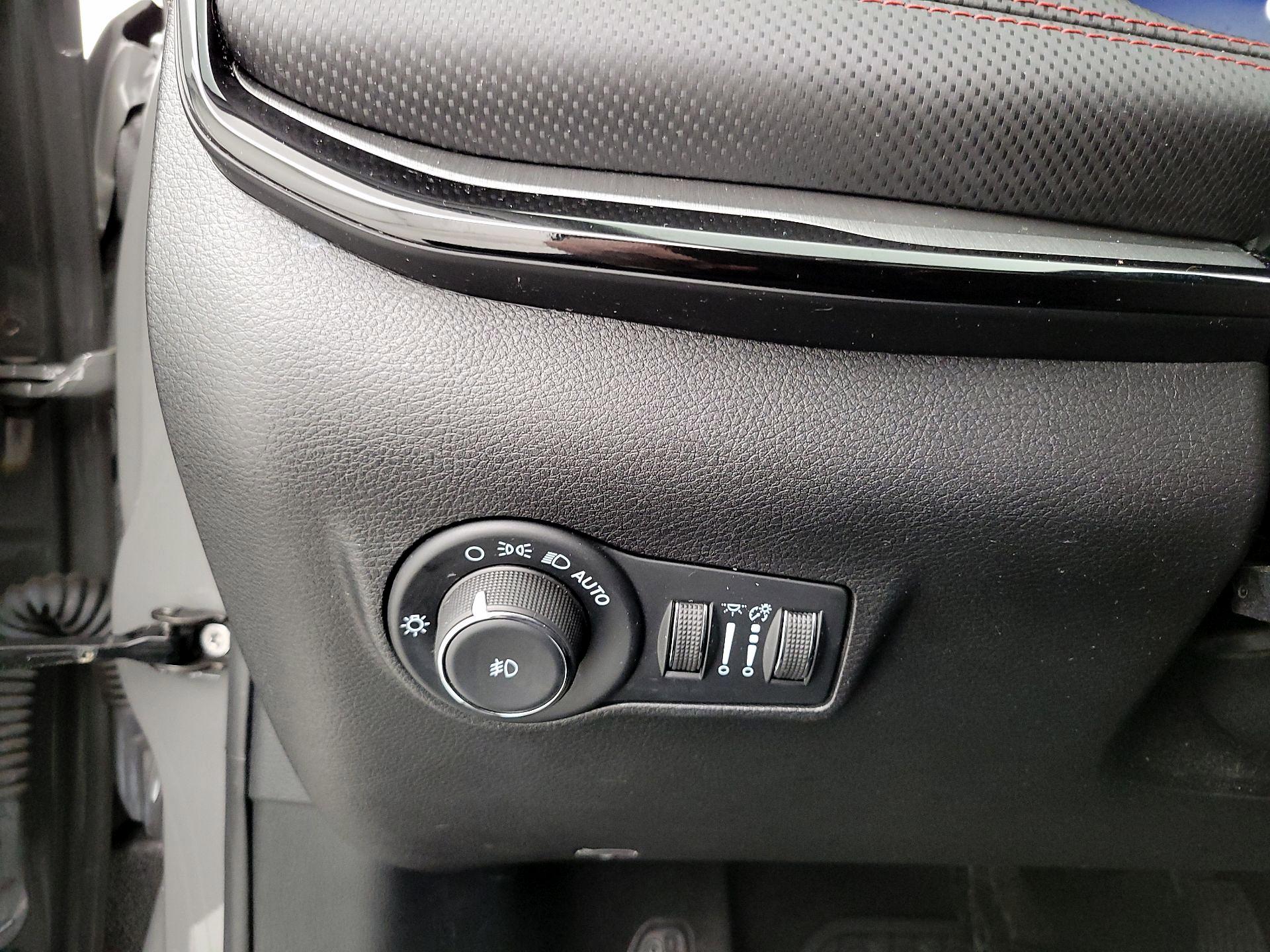 Thumbnail: 2022 Jeep Compass - 13