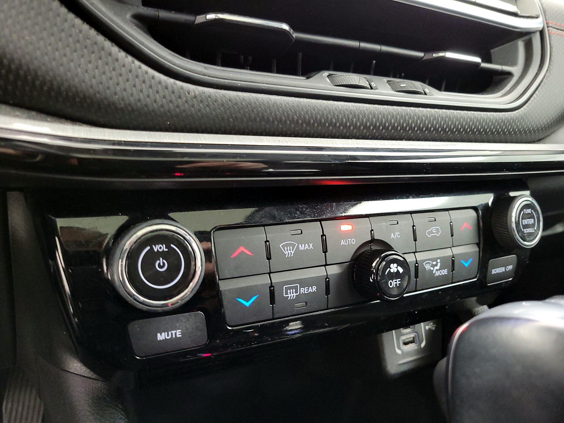 Thumbnail: 2022 Jeep Compass - 17