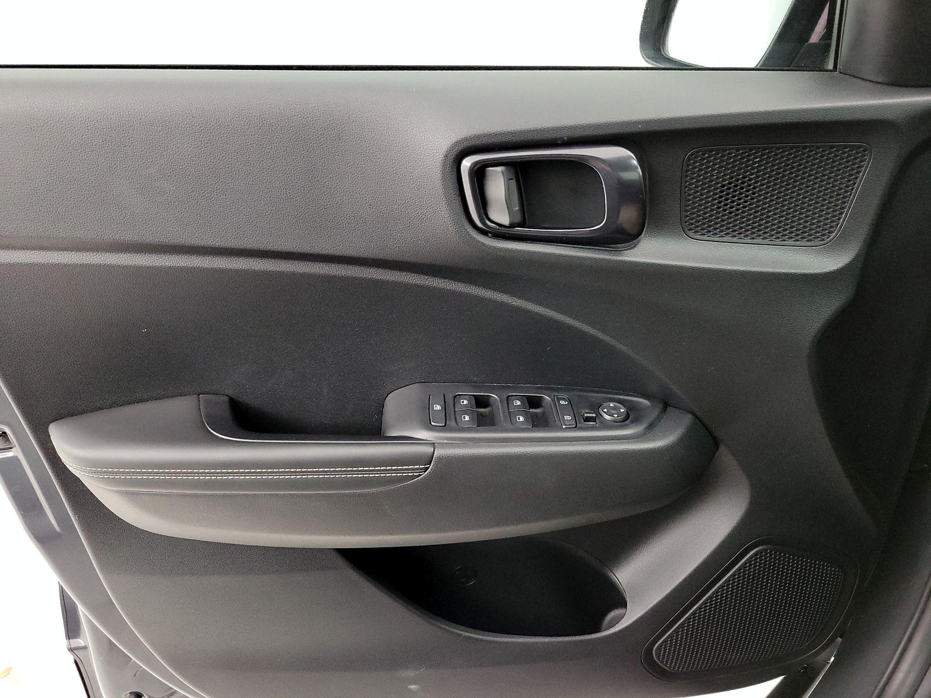 Thumbnail: 2024 Hyundai Venue - 12