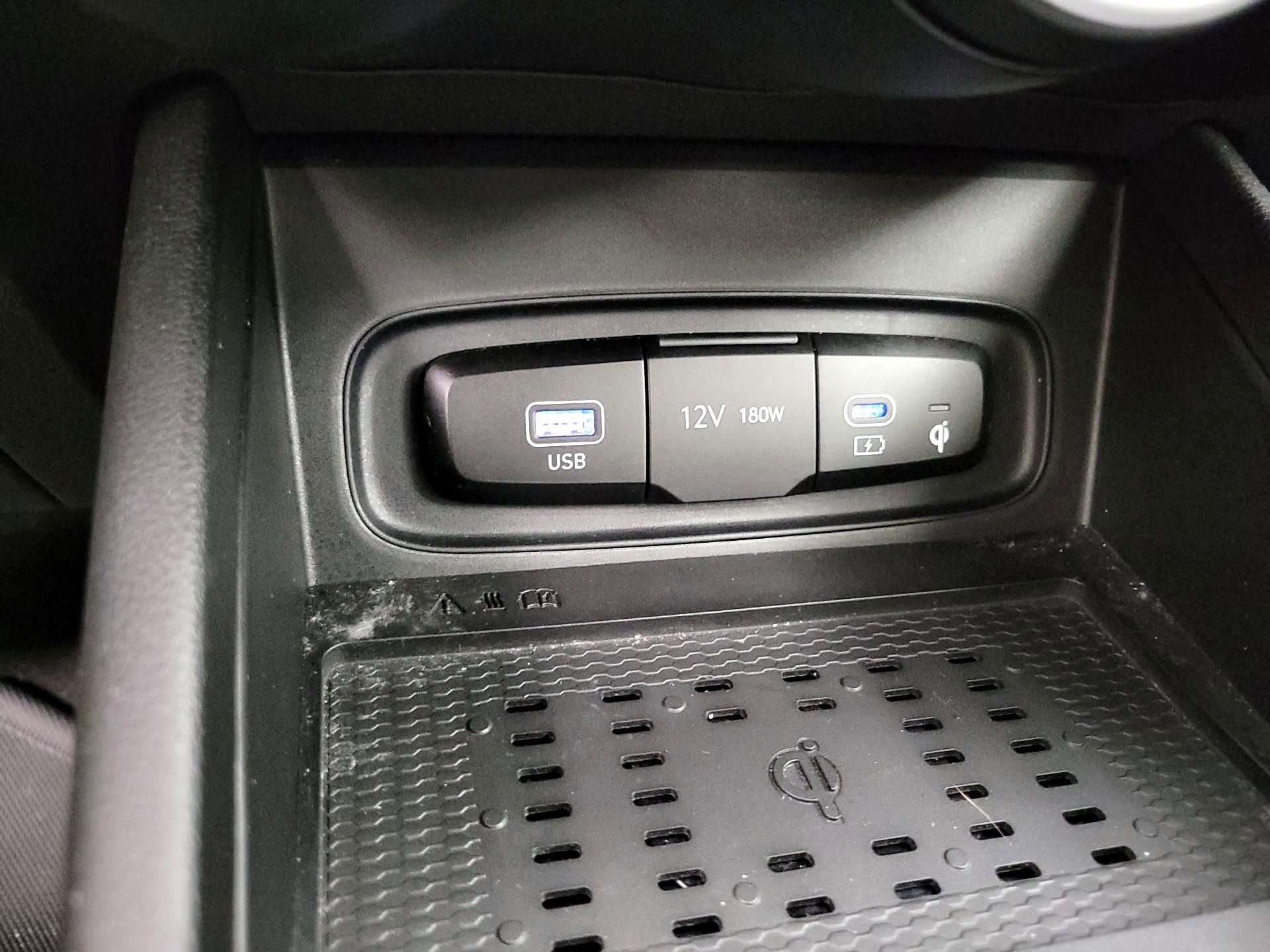 Thumbnail: 2024 Hyundai Venue - 19