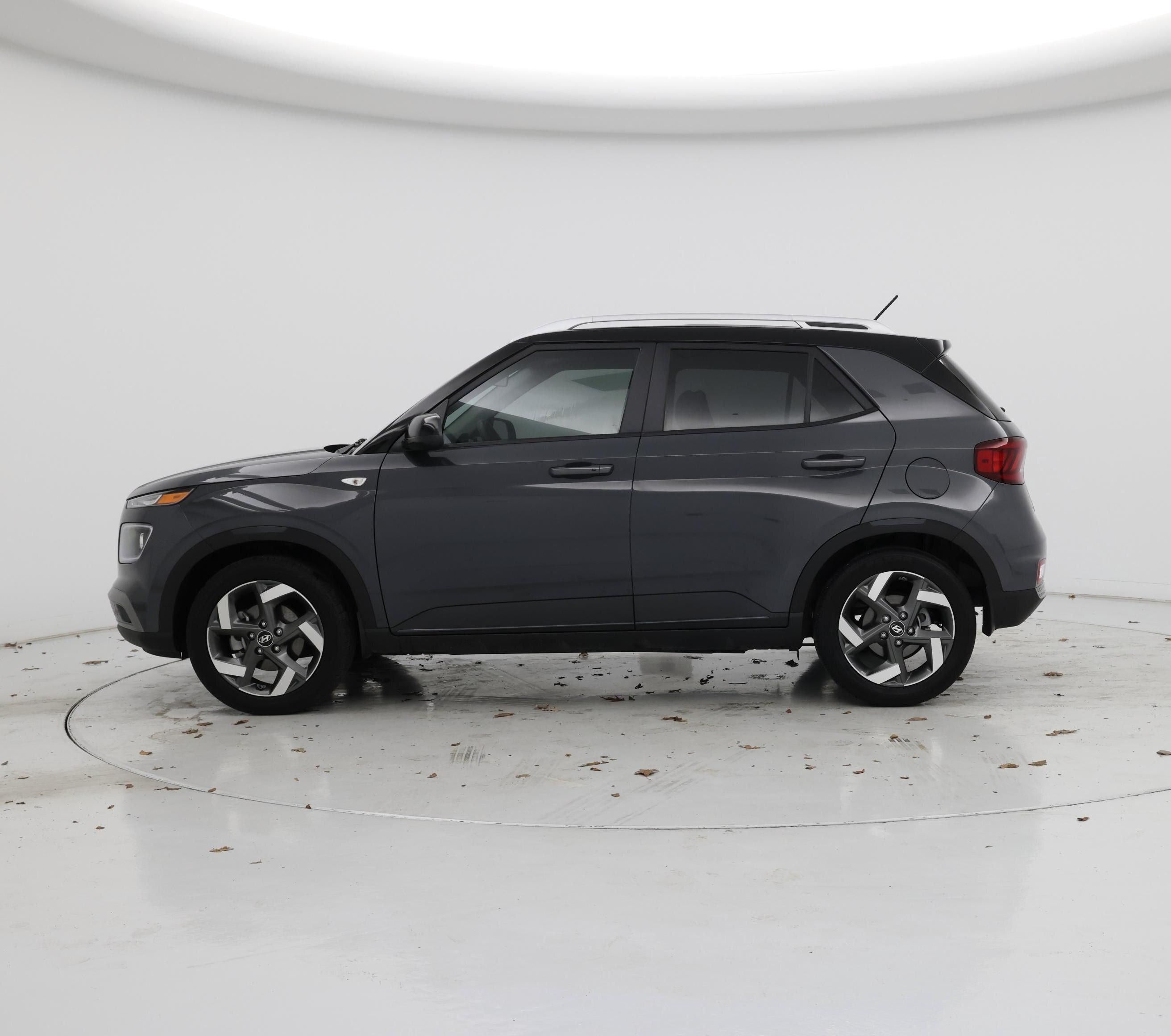 Thumbnail: 2024 Hyundai Venue - 3