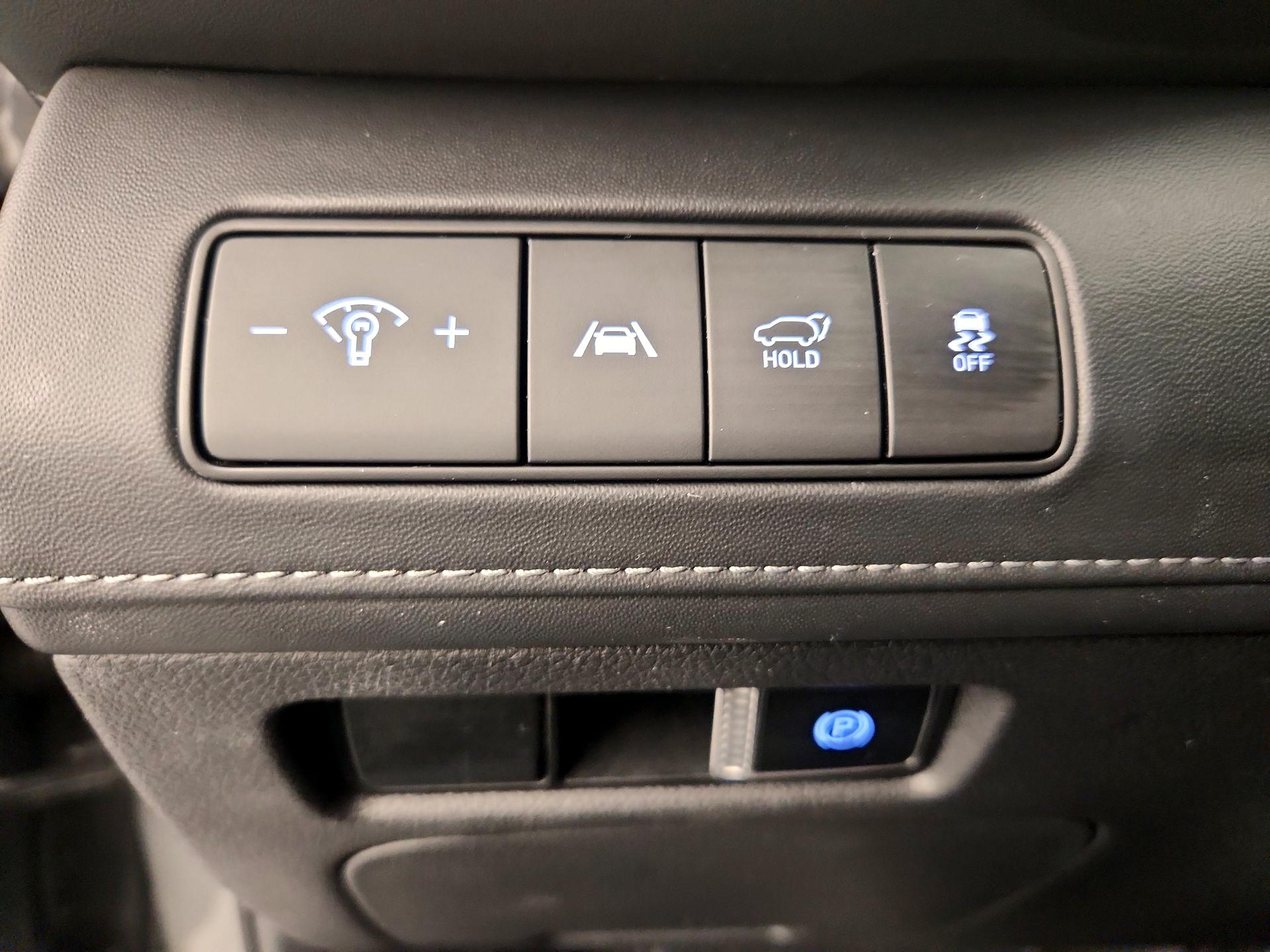 Thumbnail: 2023 Hyundai Santa Fe - 13