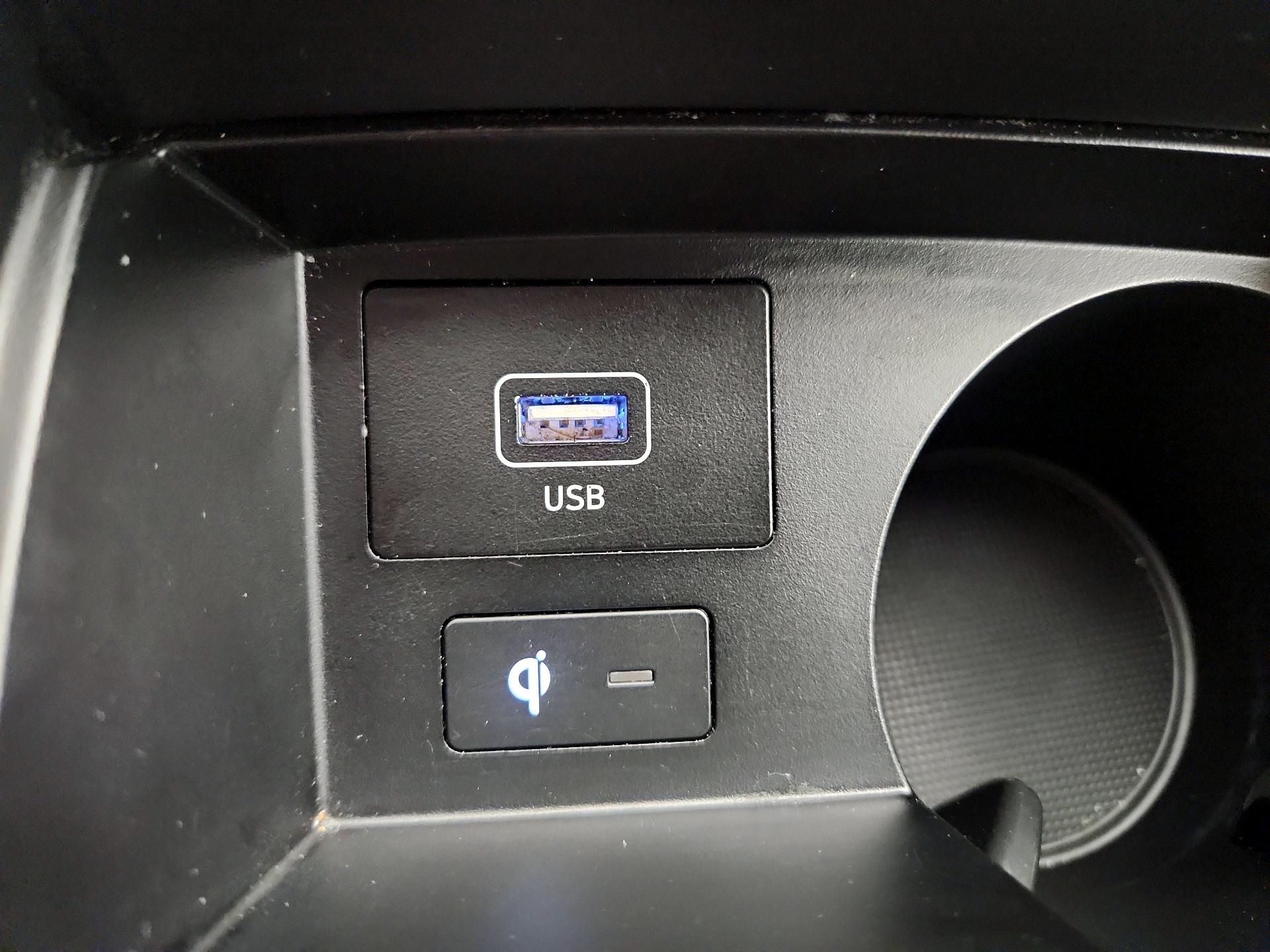 Thumbnail: 2023 Hyundai Santa Fe - 18