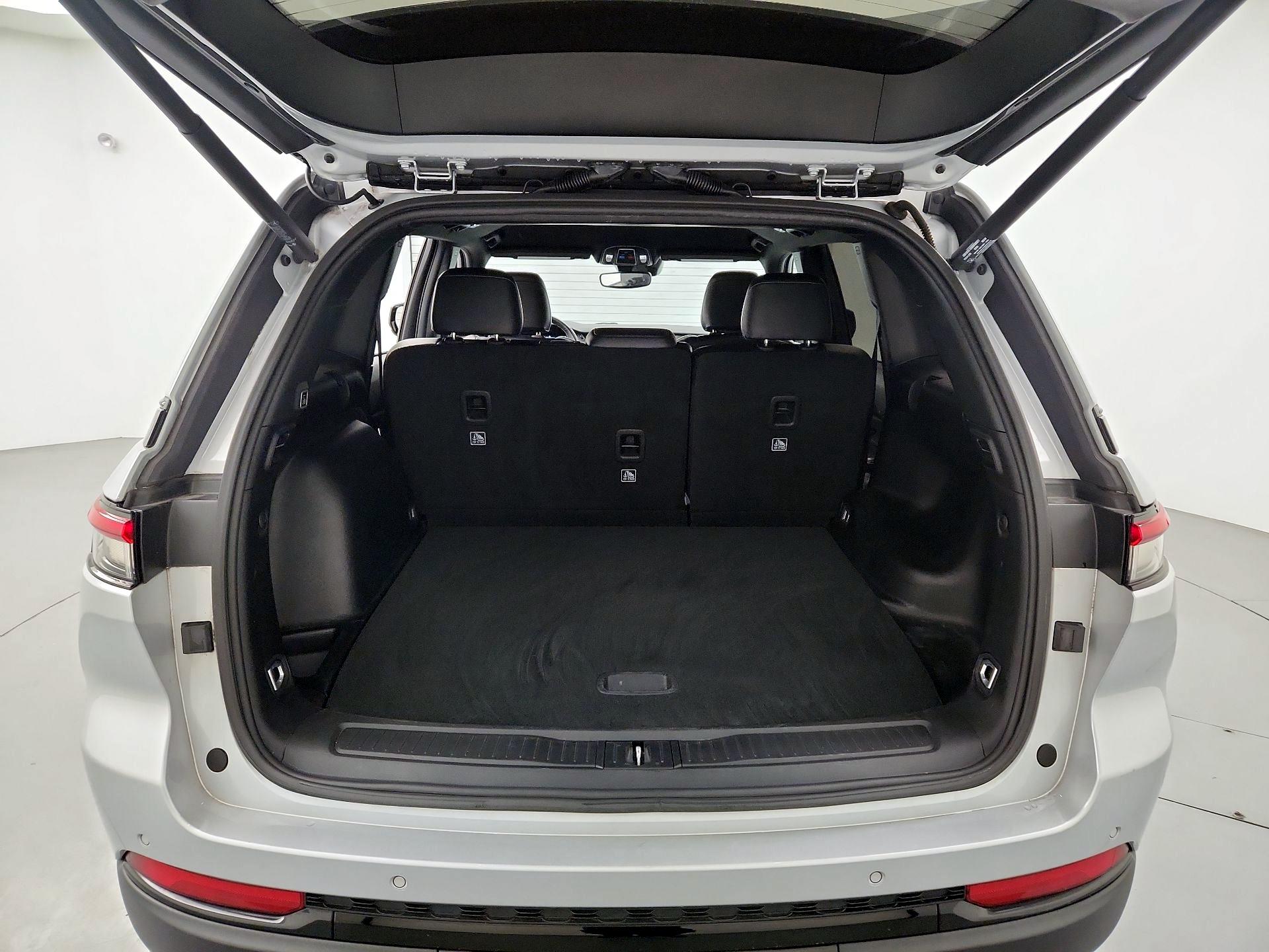 Thumbnail: 2022 Jeep Grand Cherokee - 20