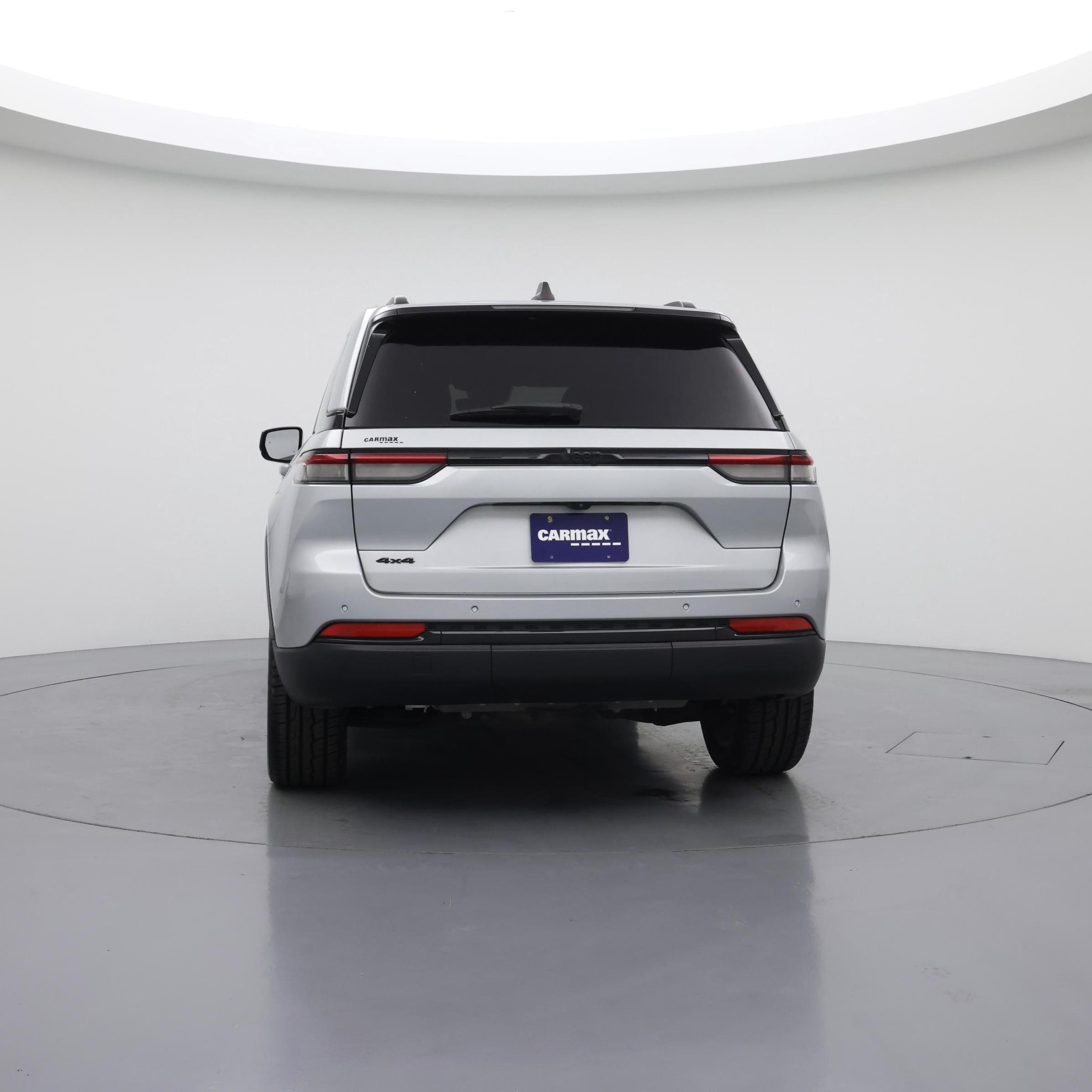 Thumbnail: 2022 Jeep Grand Cherokee - 6