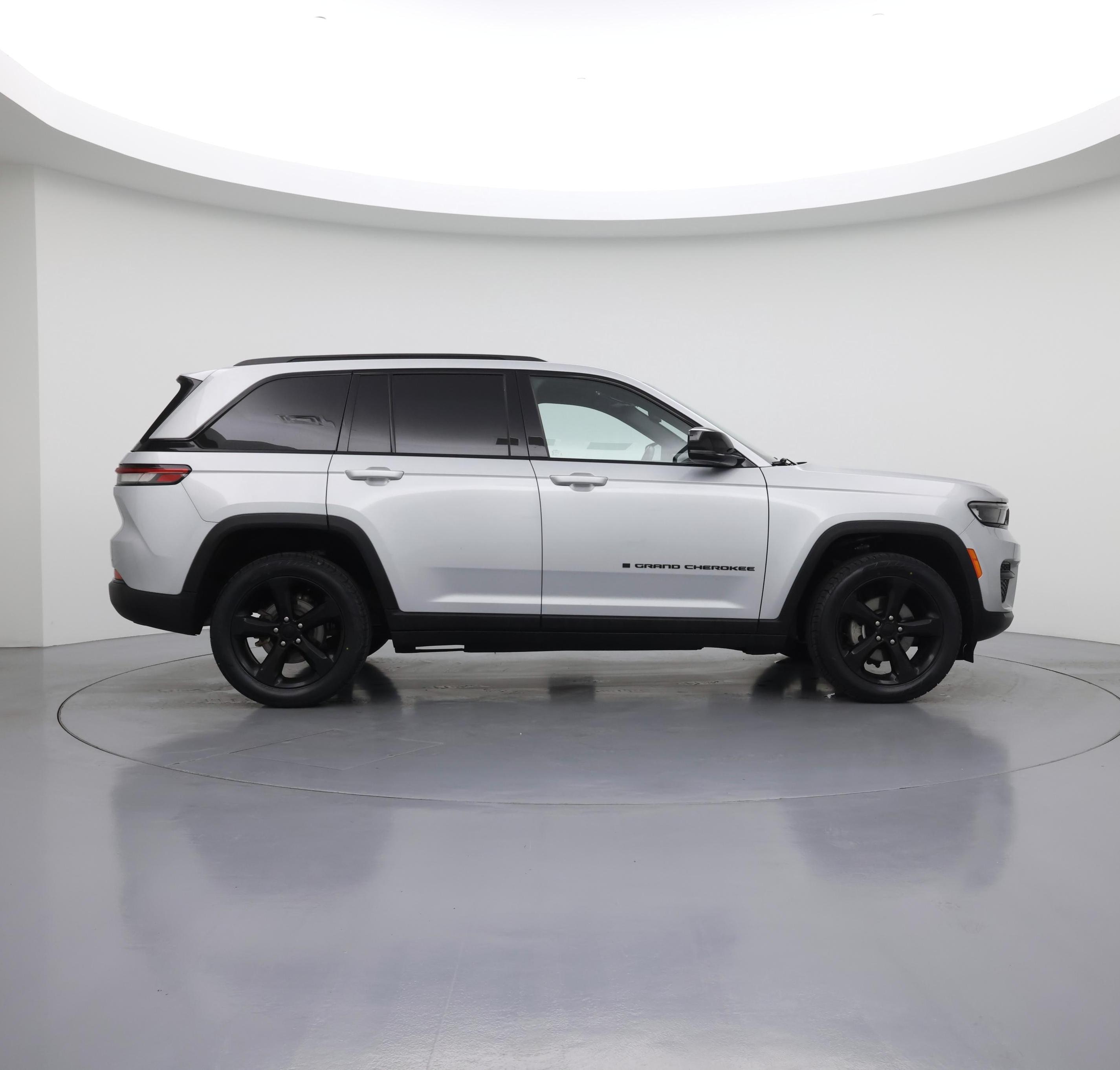 Thumbnail: 2022 Jeep Grand Cherokee - 7