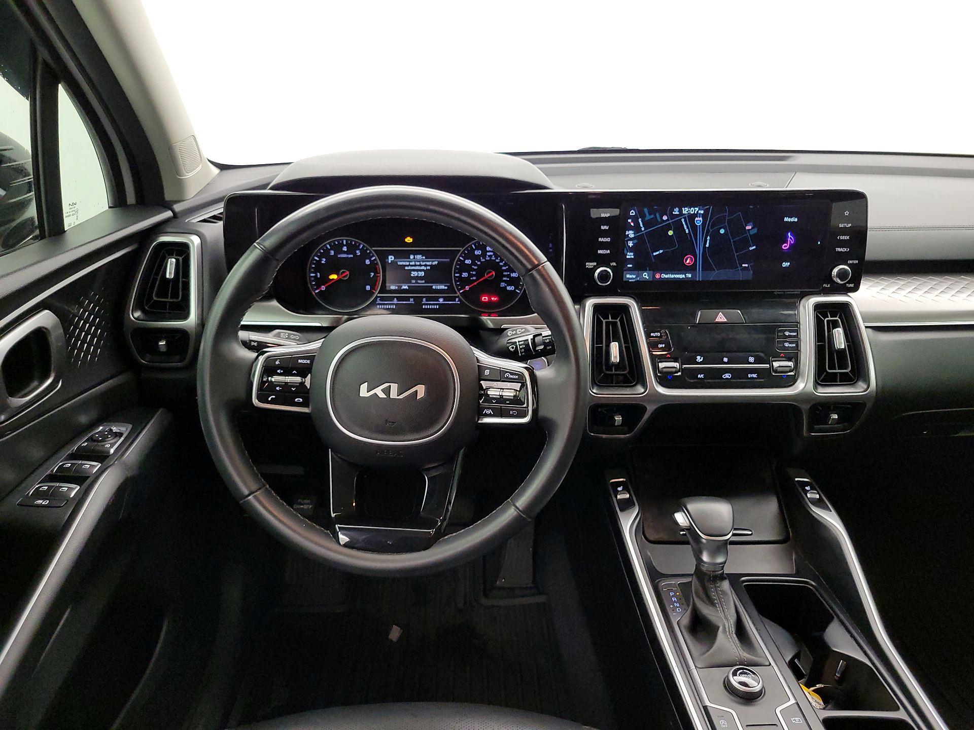 Thumbnail: 2022 Kia Sorento - 10