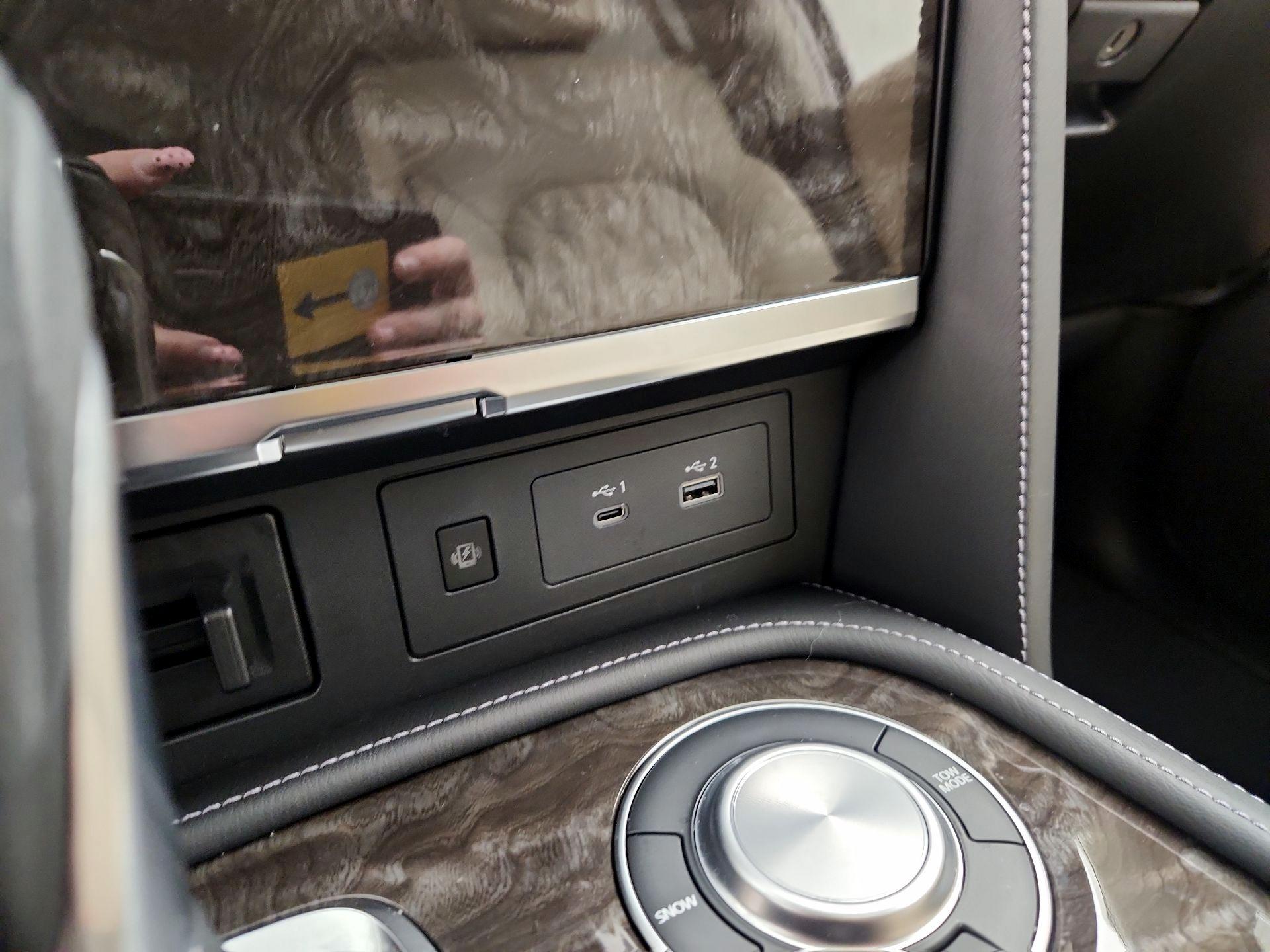 Thumbnail: 2024 Nissan Armada - 19