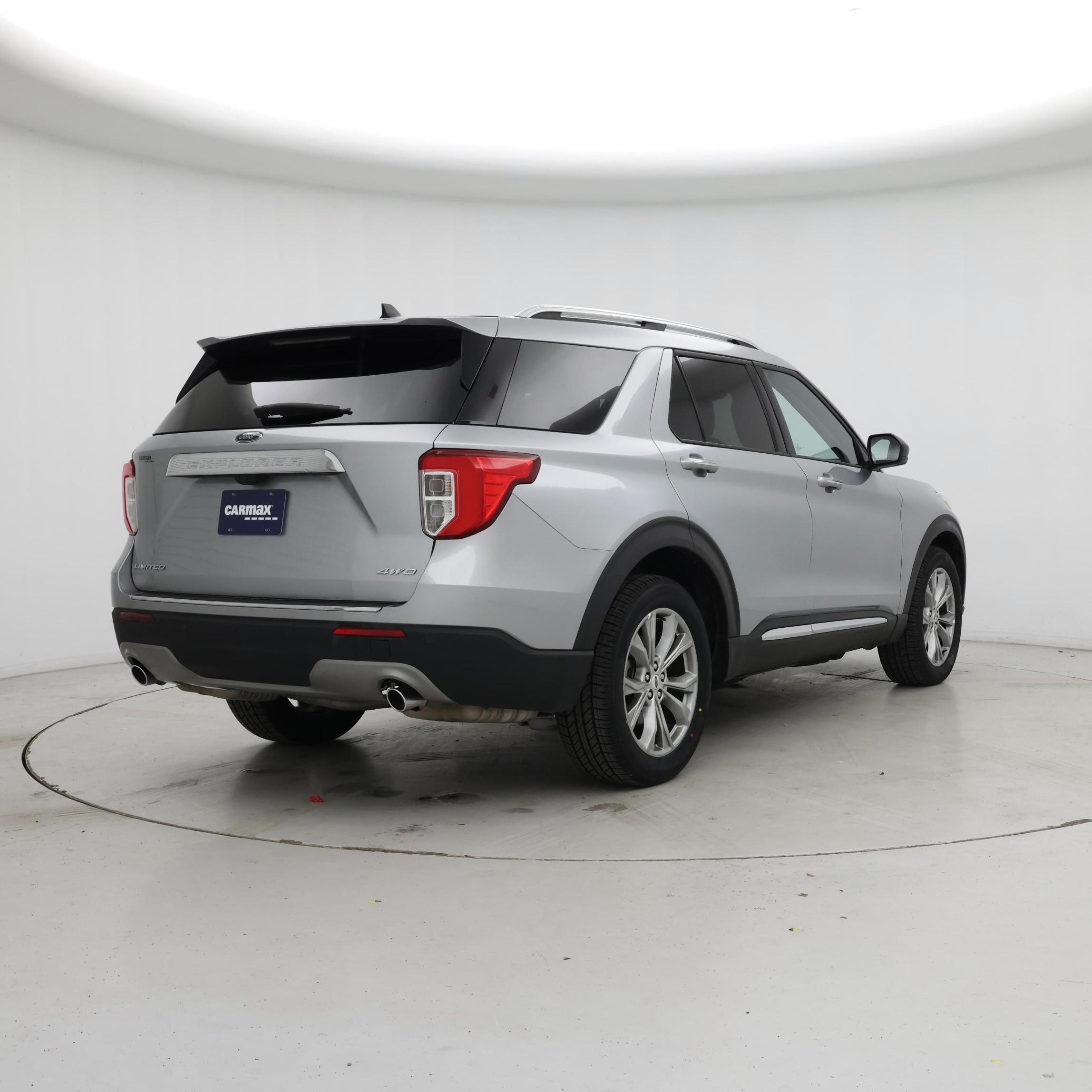 Thumbnail: 2023 Ford Explorer - 8