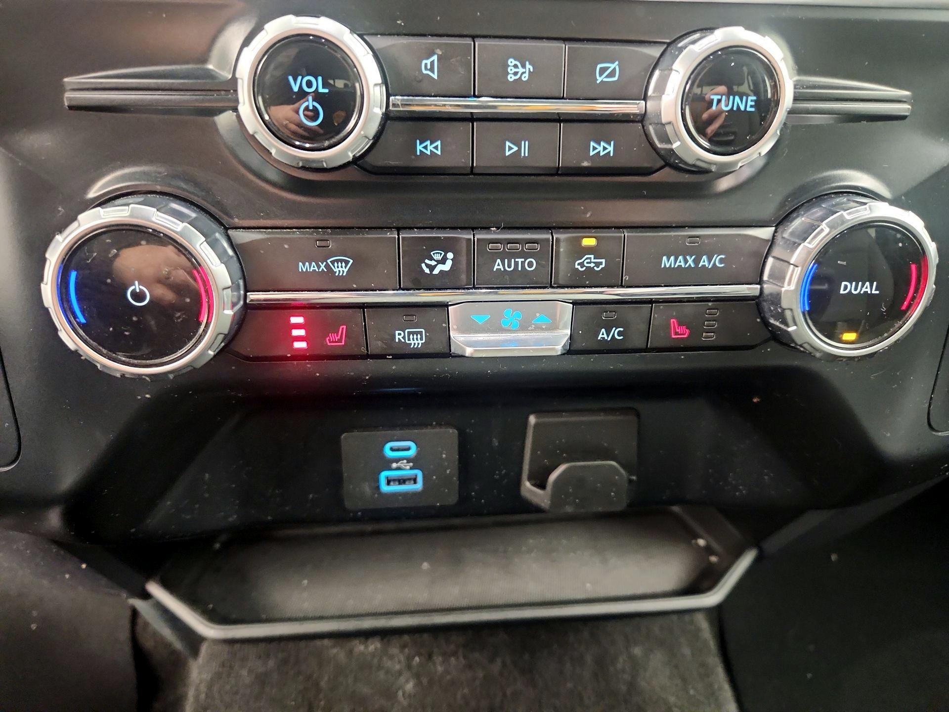 Thumbnail: 2023 Ford F-150 - 16