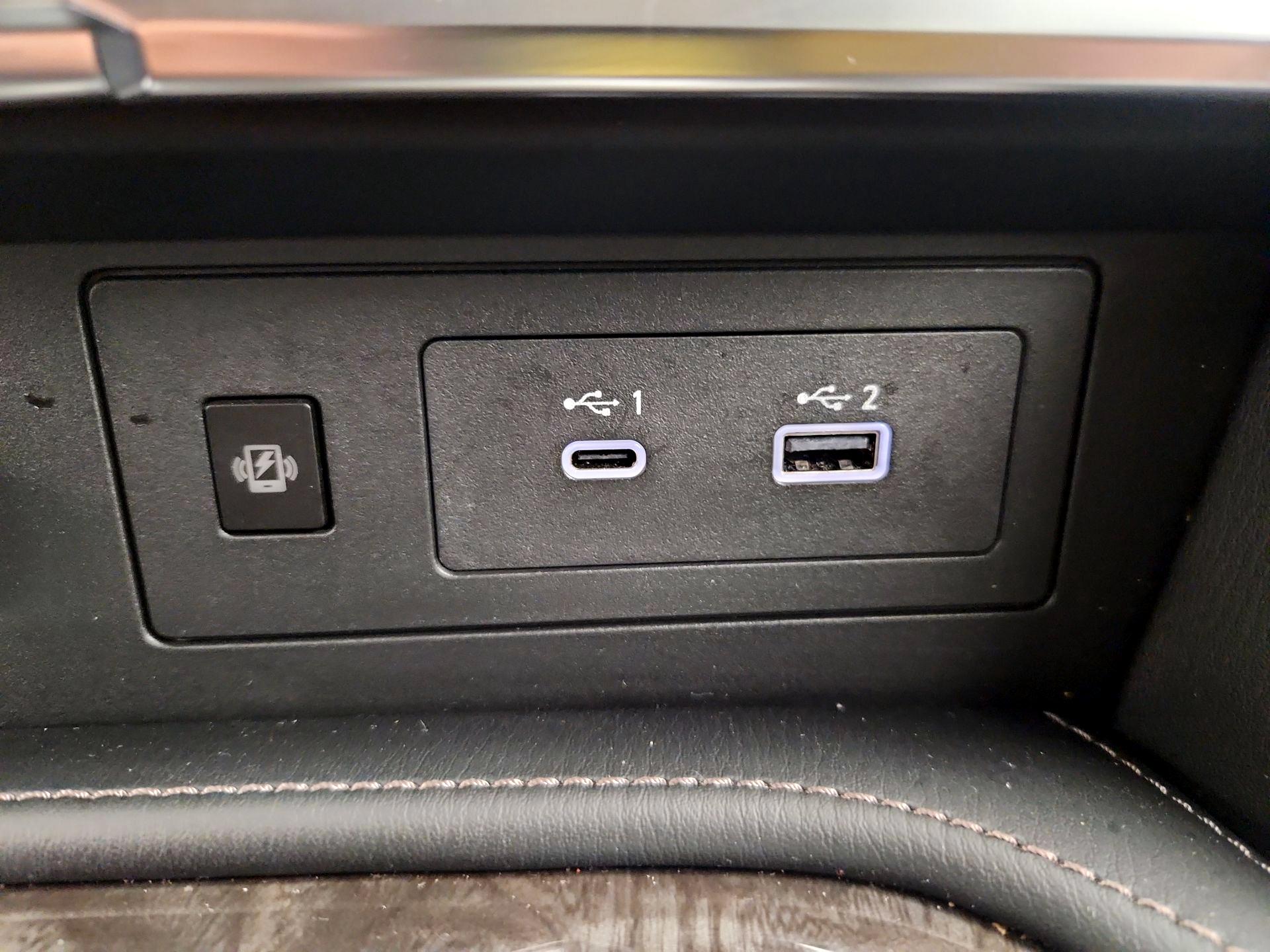 Thumbnail: 2024 Nissan Armada - 18