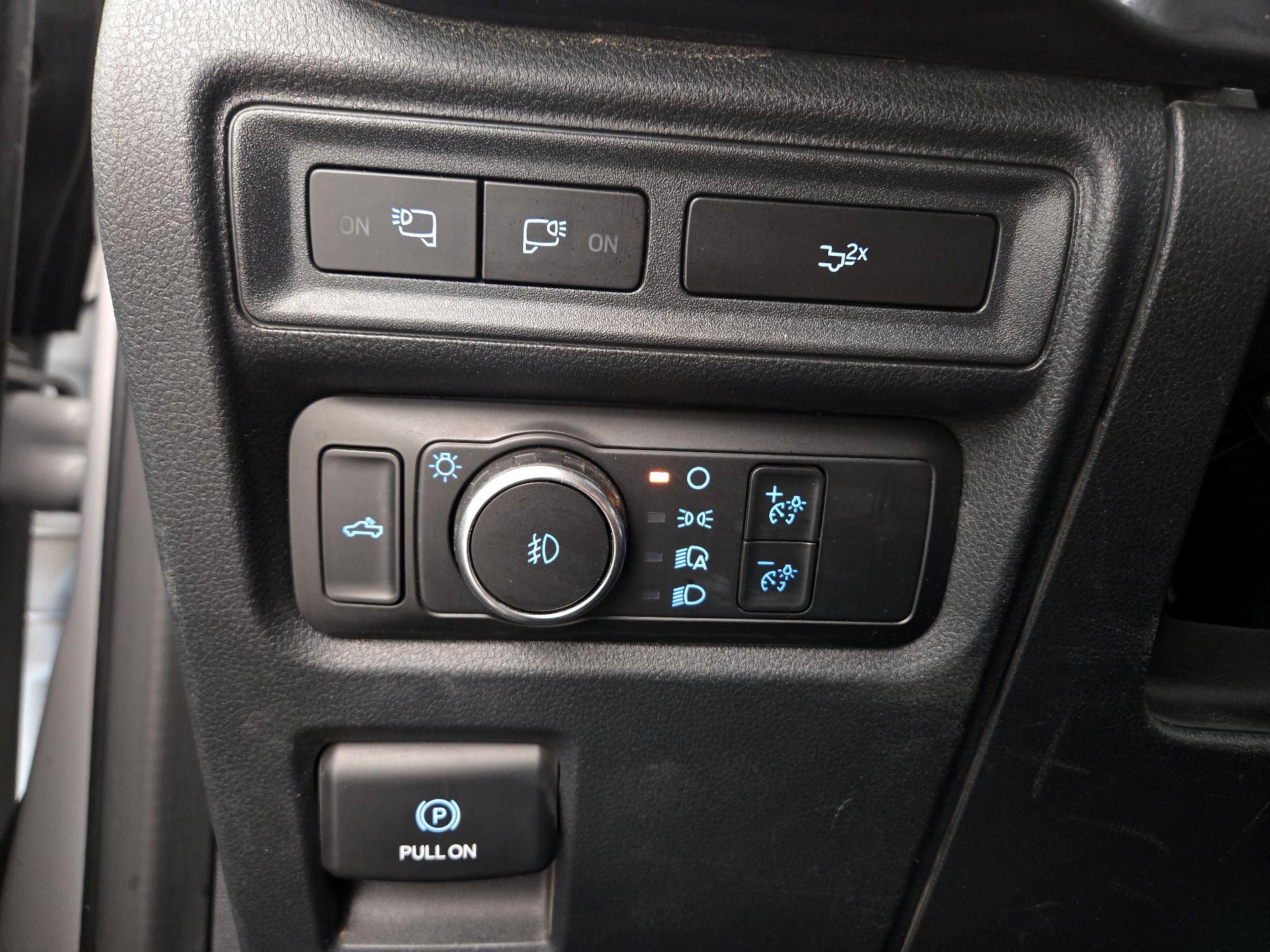 Thumbnail: 2022 Ford F-150 - 13