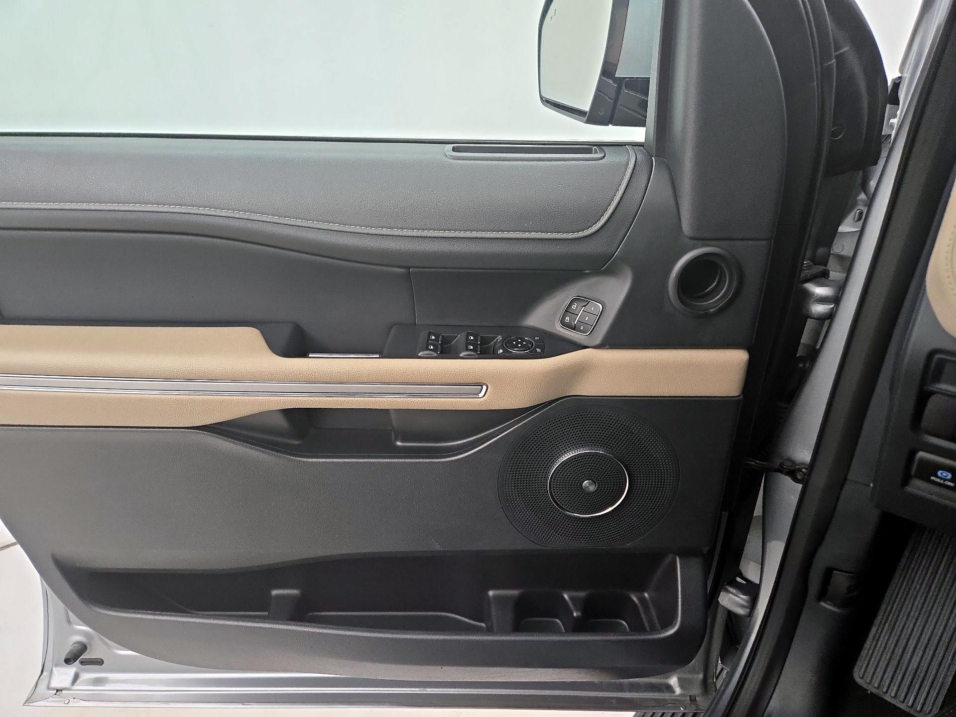 Thumbnail: 2024 Ford Expedition MAX - 12