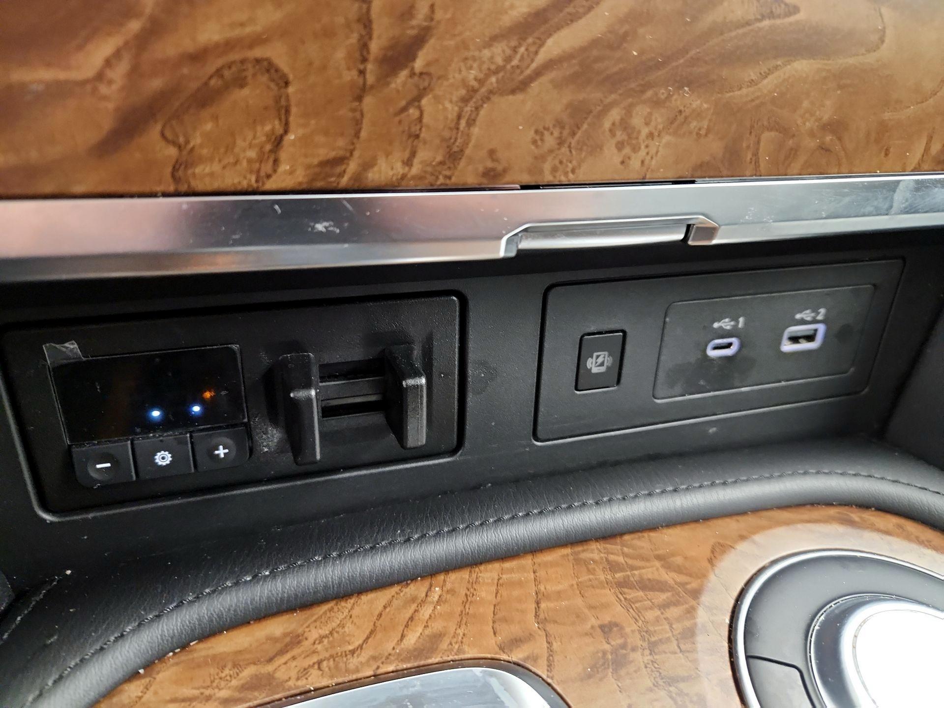 Thumbnail: 2024 Nissan Armada - 19