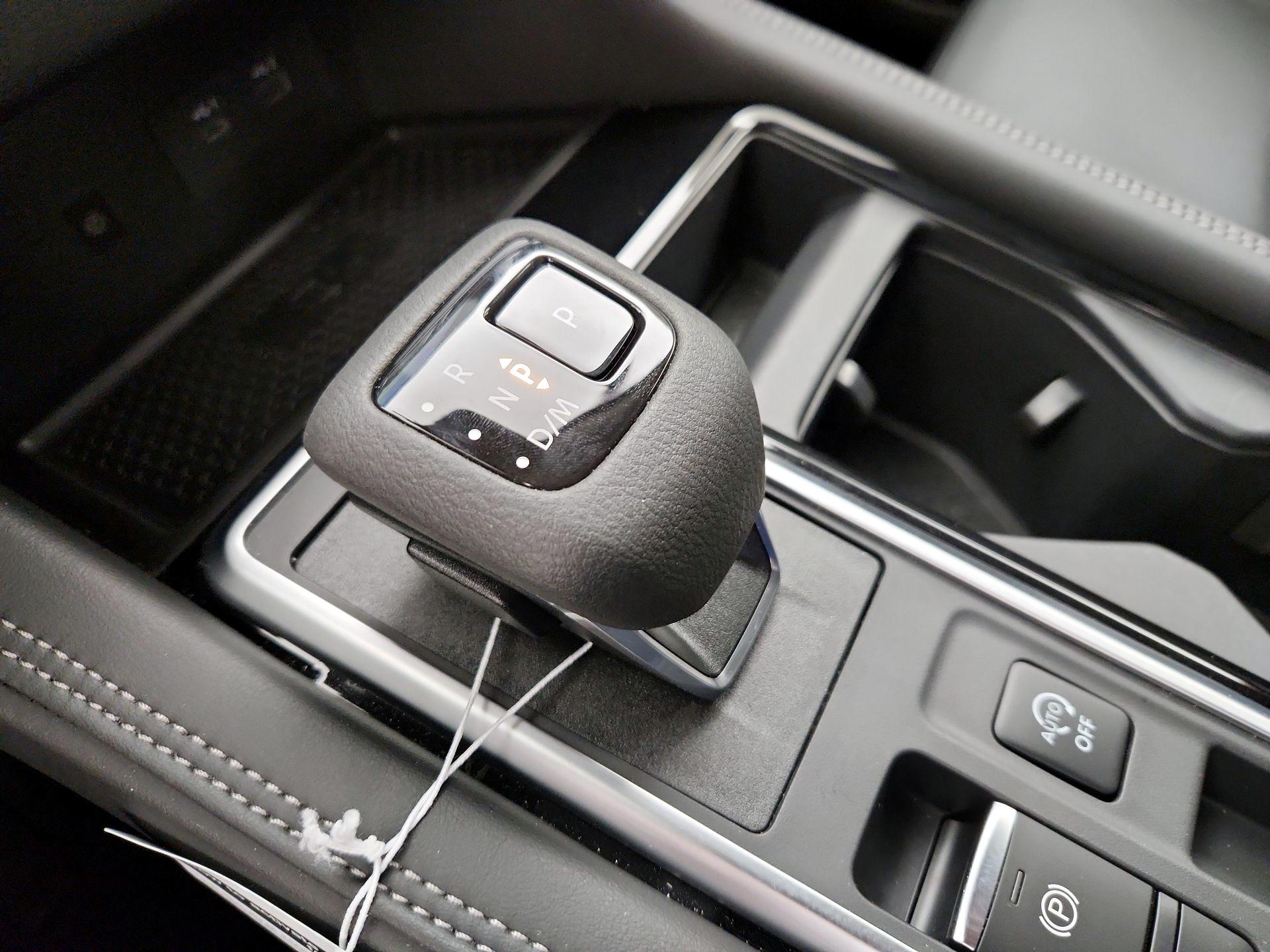 Thumbnail: 2025 Nissan Pathfinder - 17