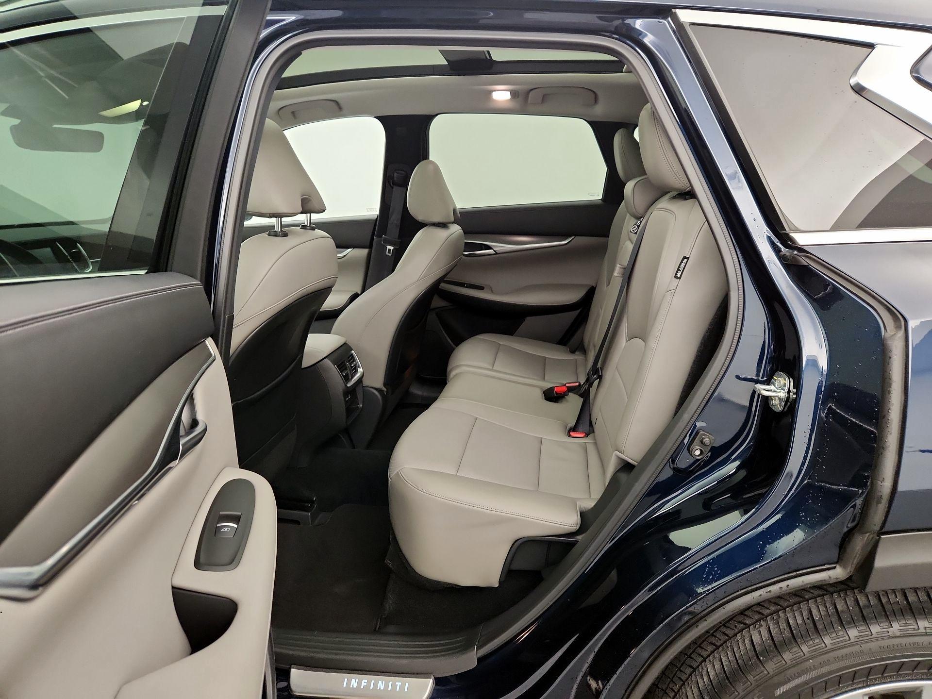 Thumbnail: 2023 INFINITI QX50 - 20