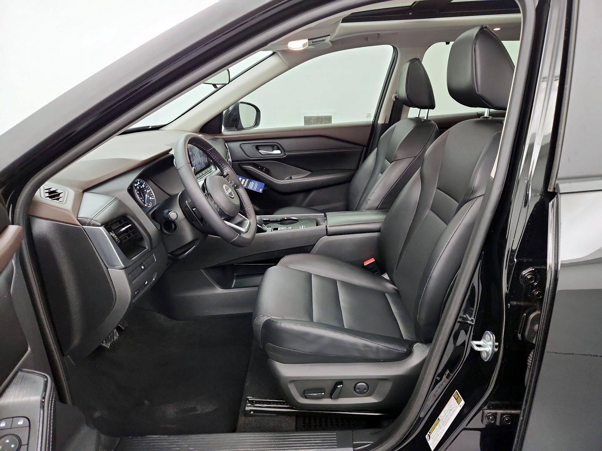 Thumbnail: 2023 Nissan Rogue - 11