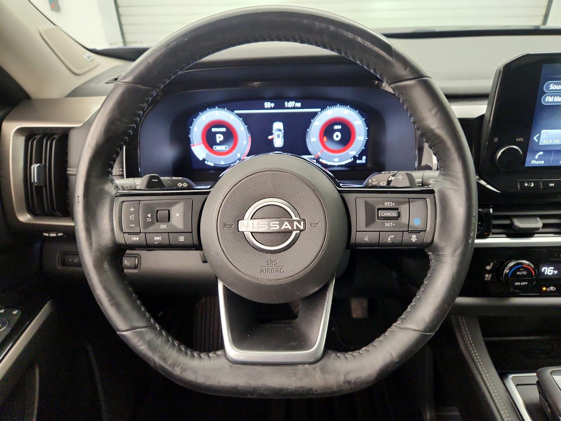 Thumbnail: 2023 Nissan Pathfinder - 10