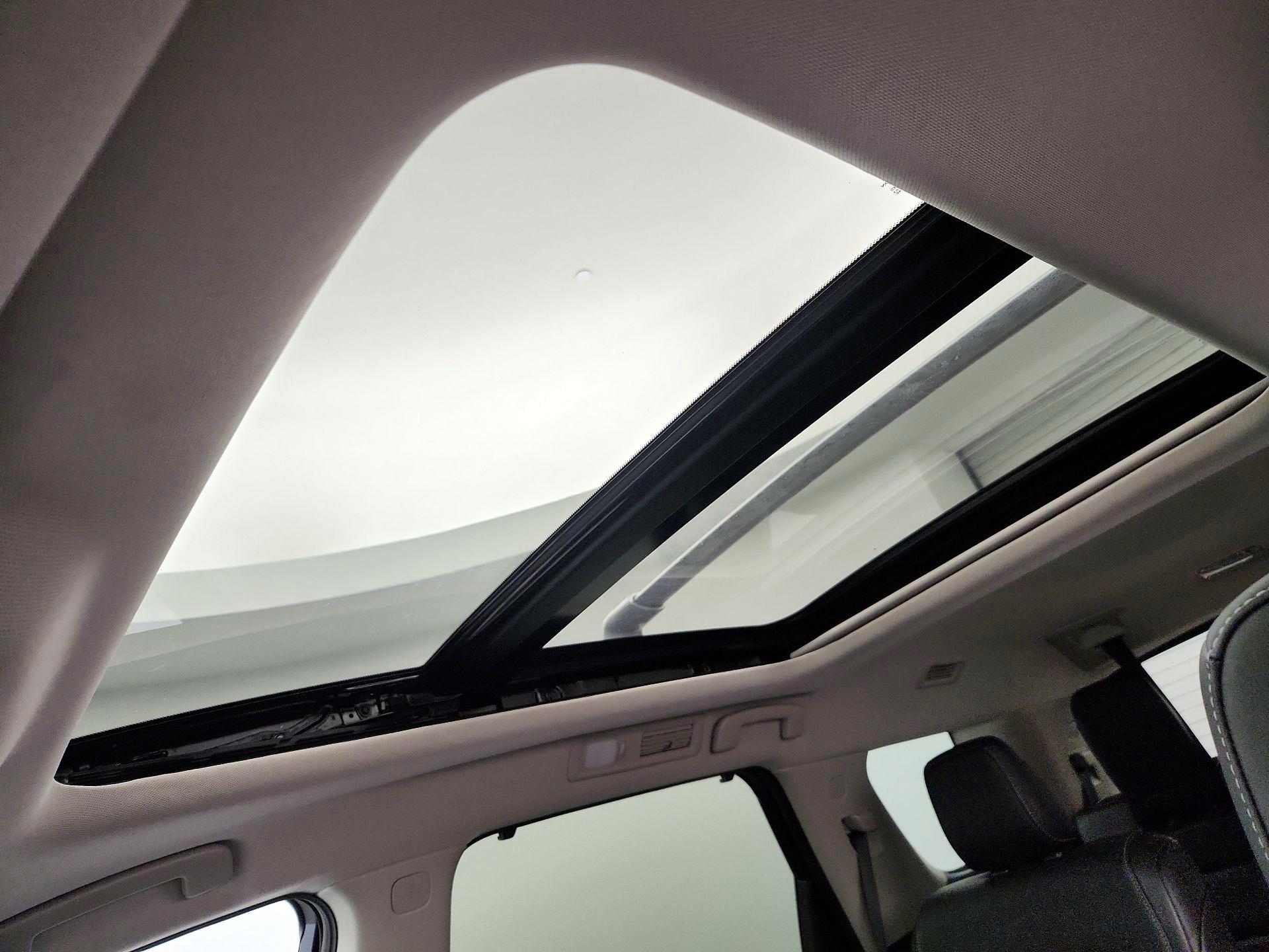 Thumbnail: 2023 Nissan Pathfinder - 19