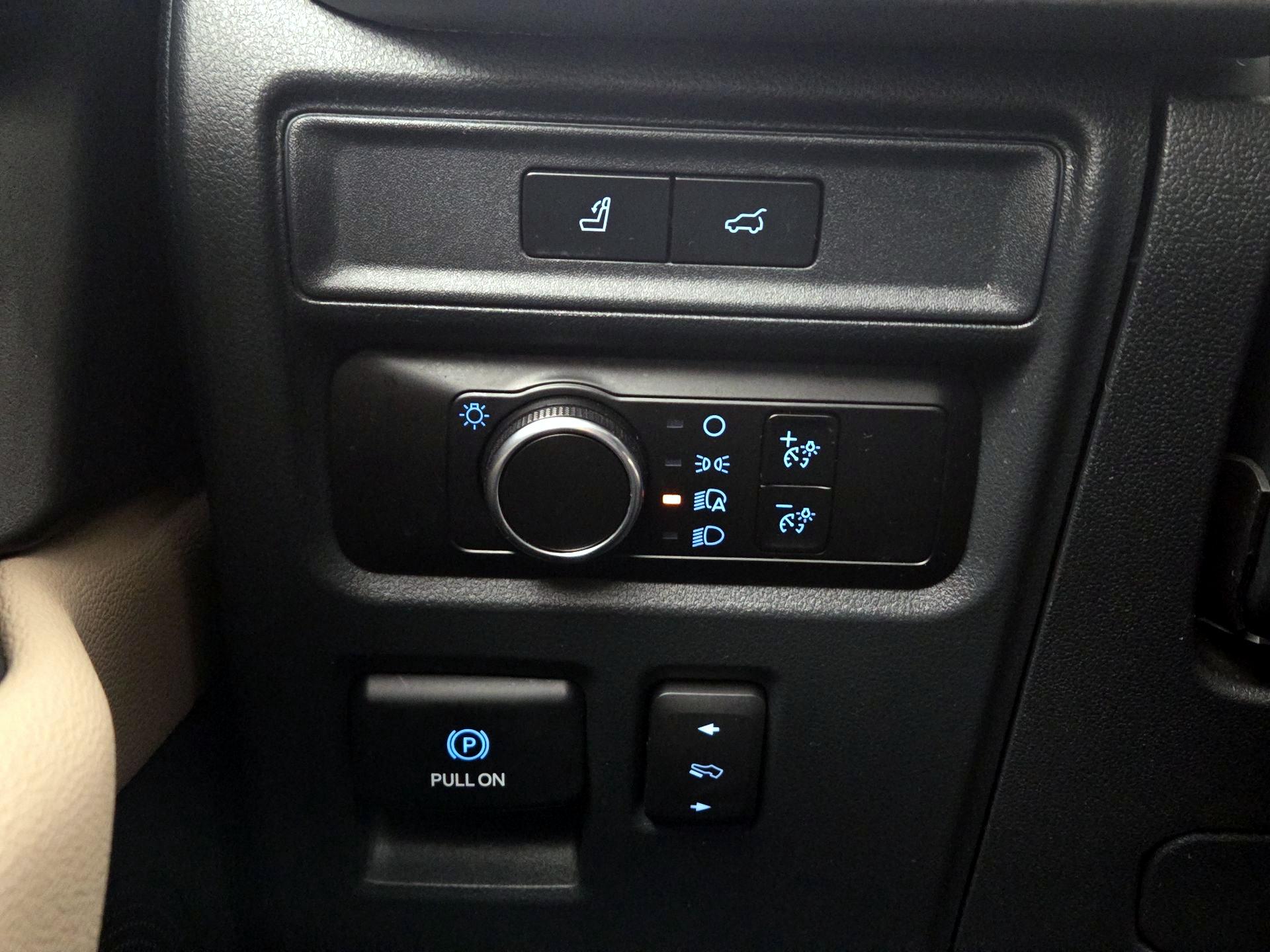 Thumbnail: 2023 Ford Expedition MAX - 13