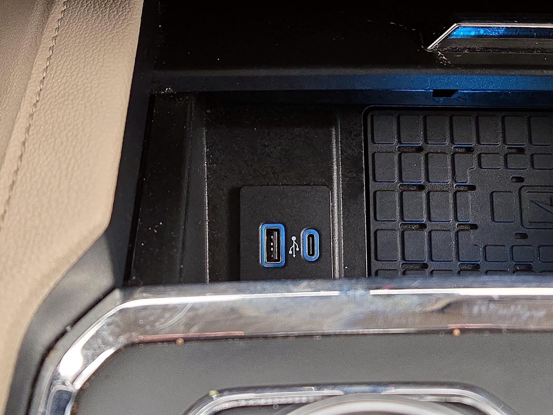 Thumbnail: 2023 Ford Expedition MAX - 18