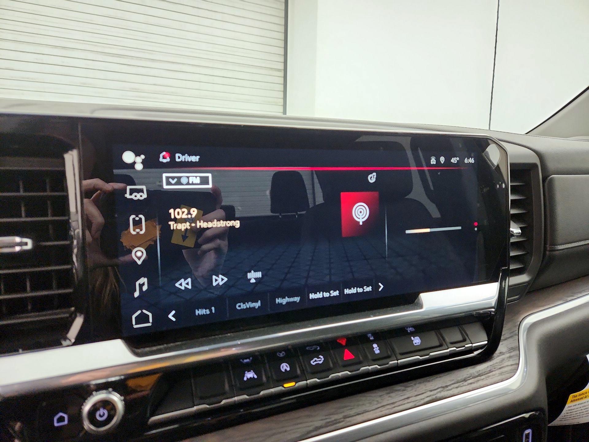 Thumbnail: 2025 GMC Sierra 1500 - 15